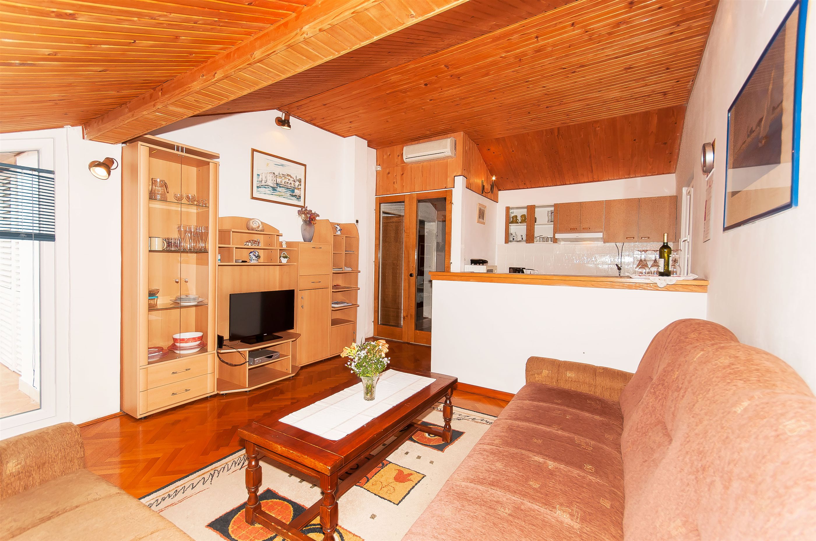 Apartment Miho 51571-A1