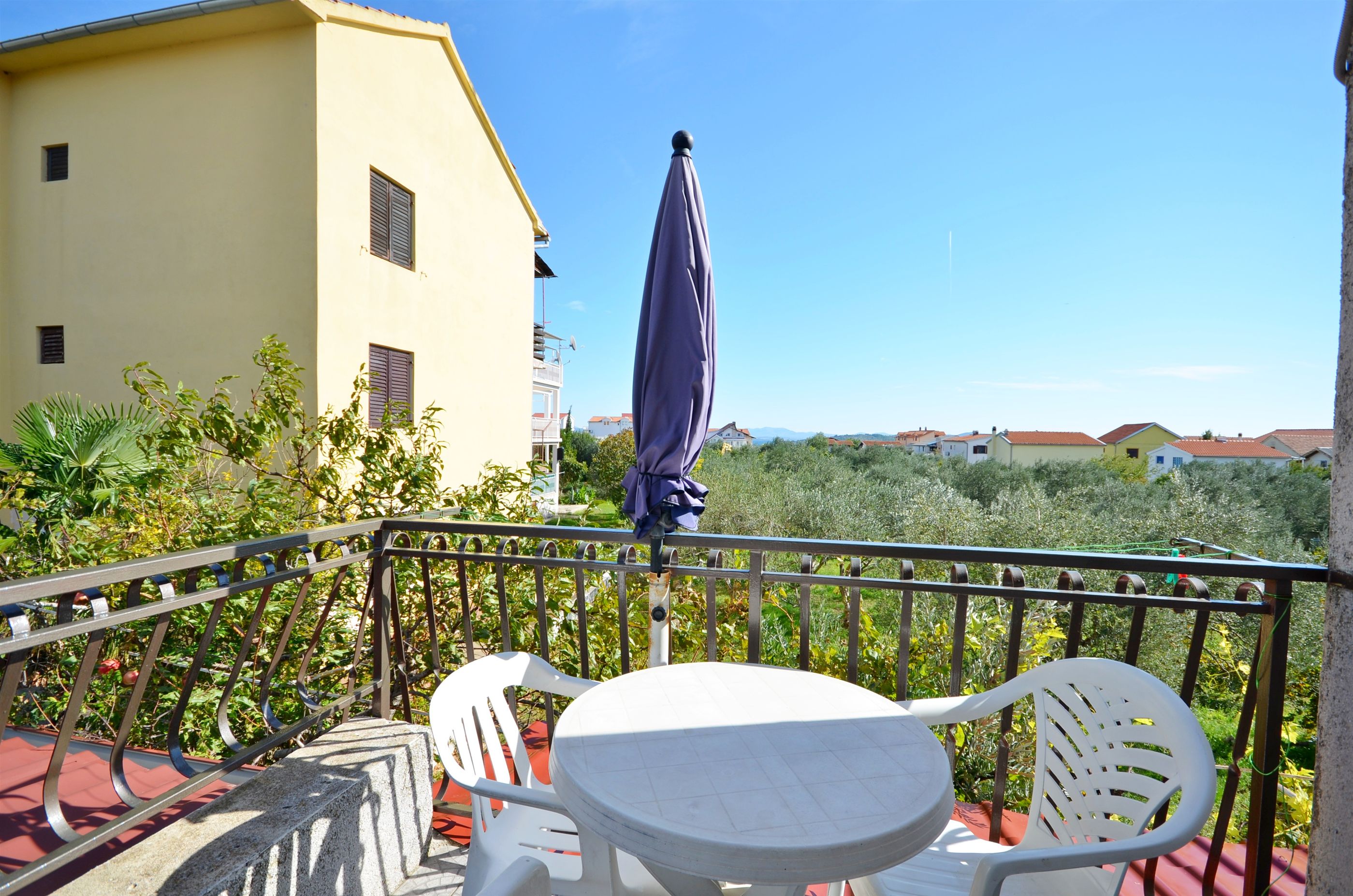 Apartment and Rooms Ivana 58191-A1