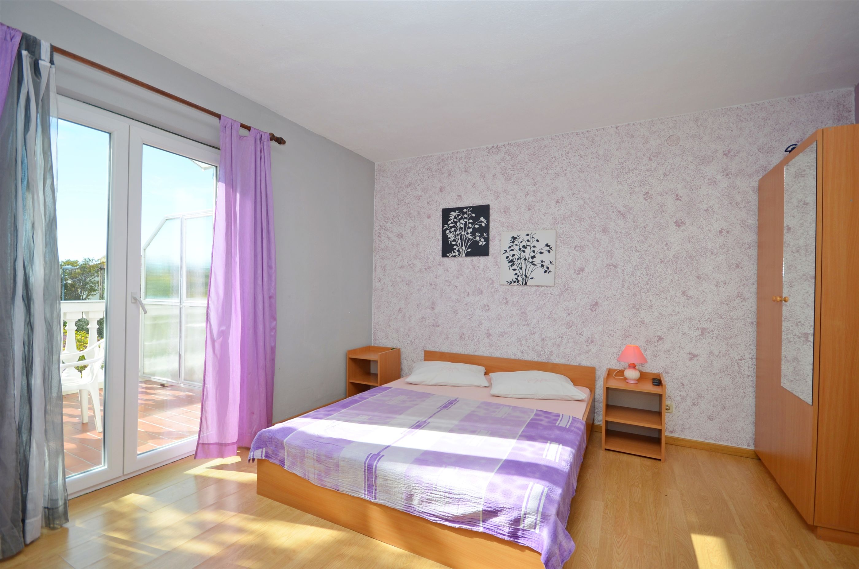 Apartment and Rooms Ivana 58191-A3