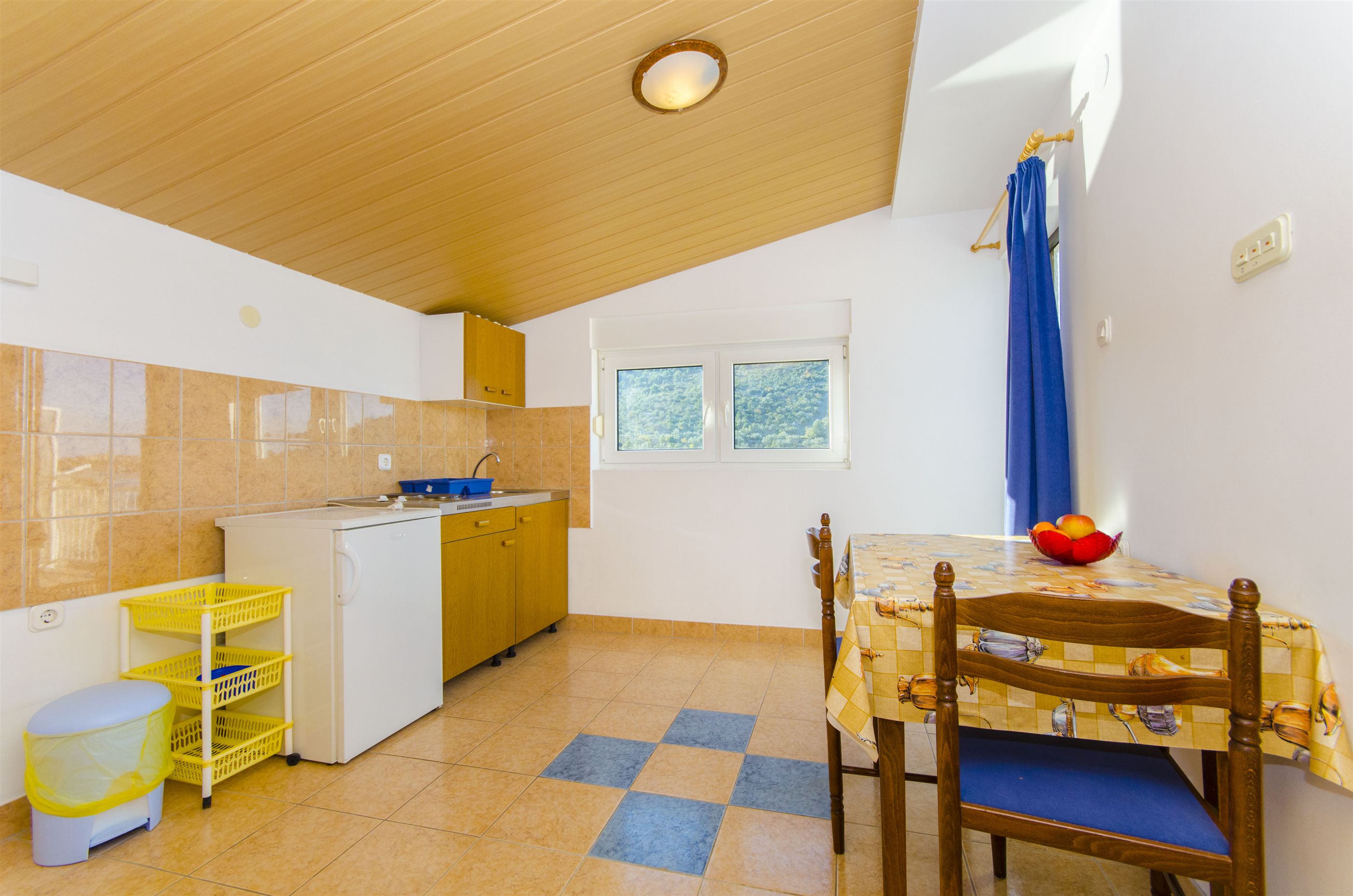 Apartments Nada 28271-A1