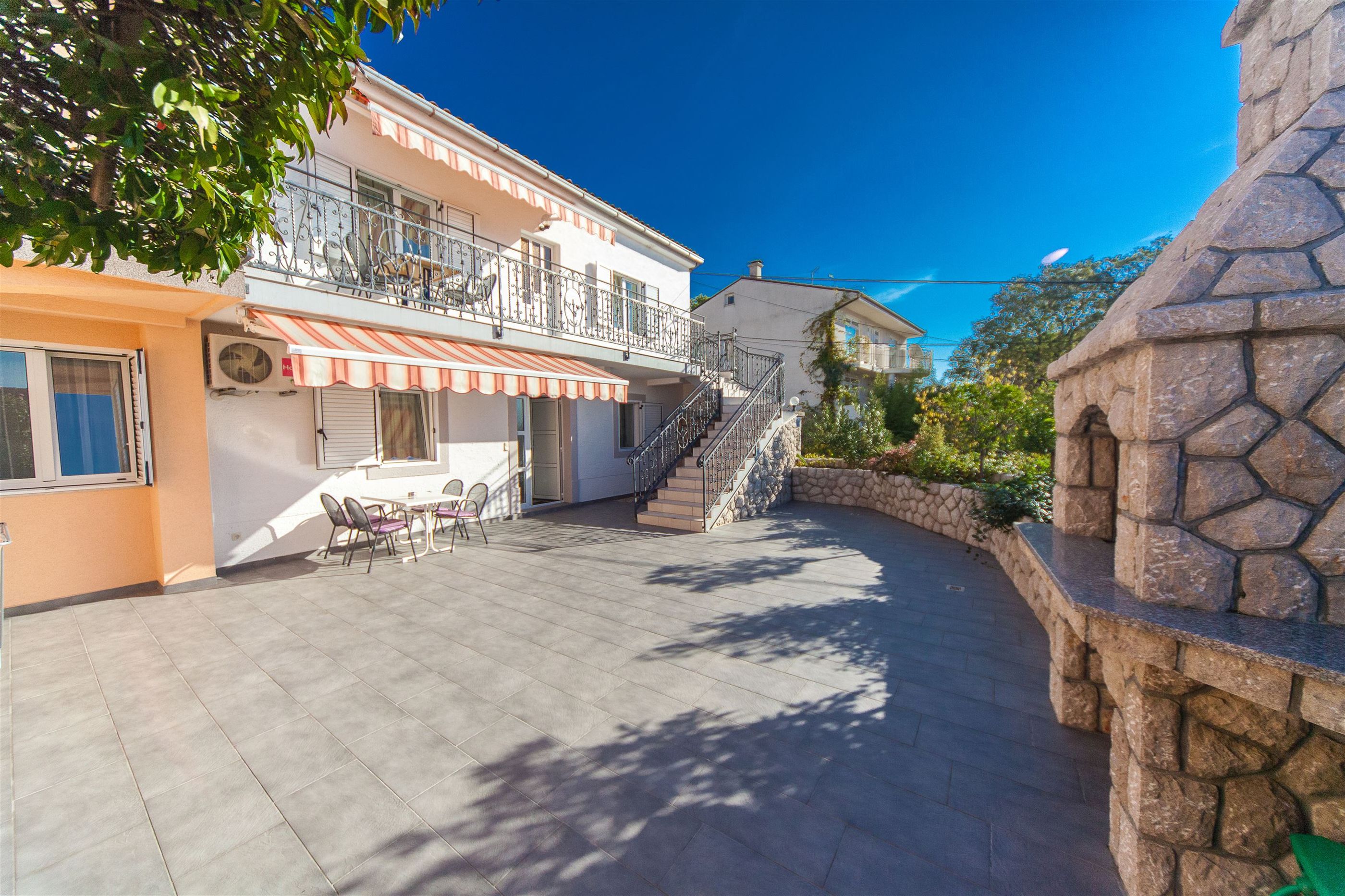 Apartments Carmen 62911-A1