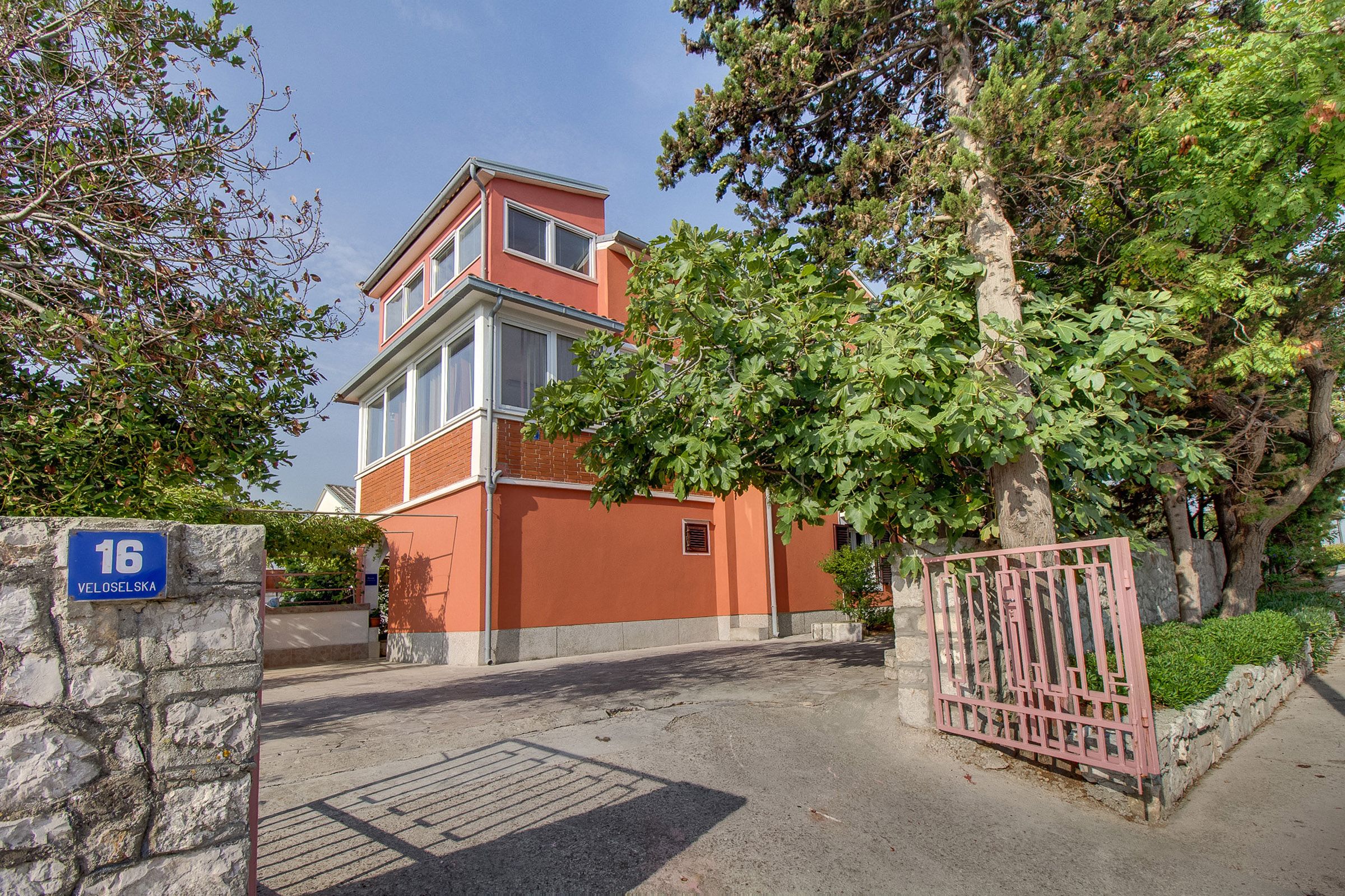 Apartment Nedi 94043-A1