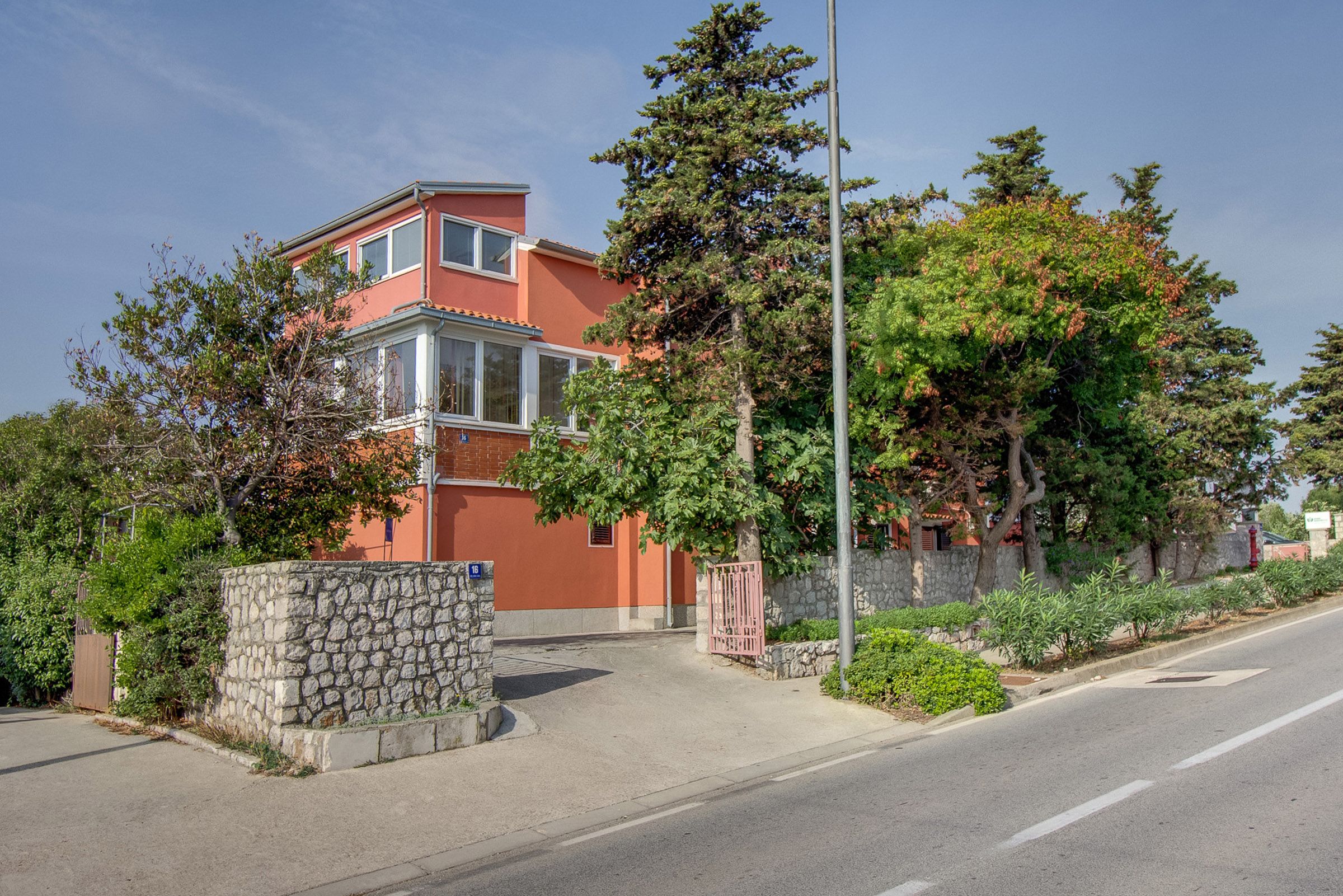 Apartment Nedi 94043-A1