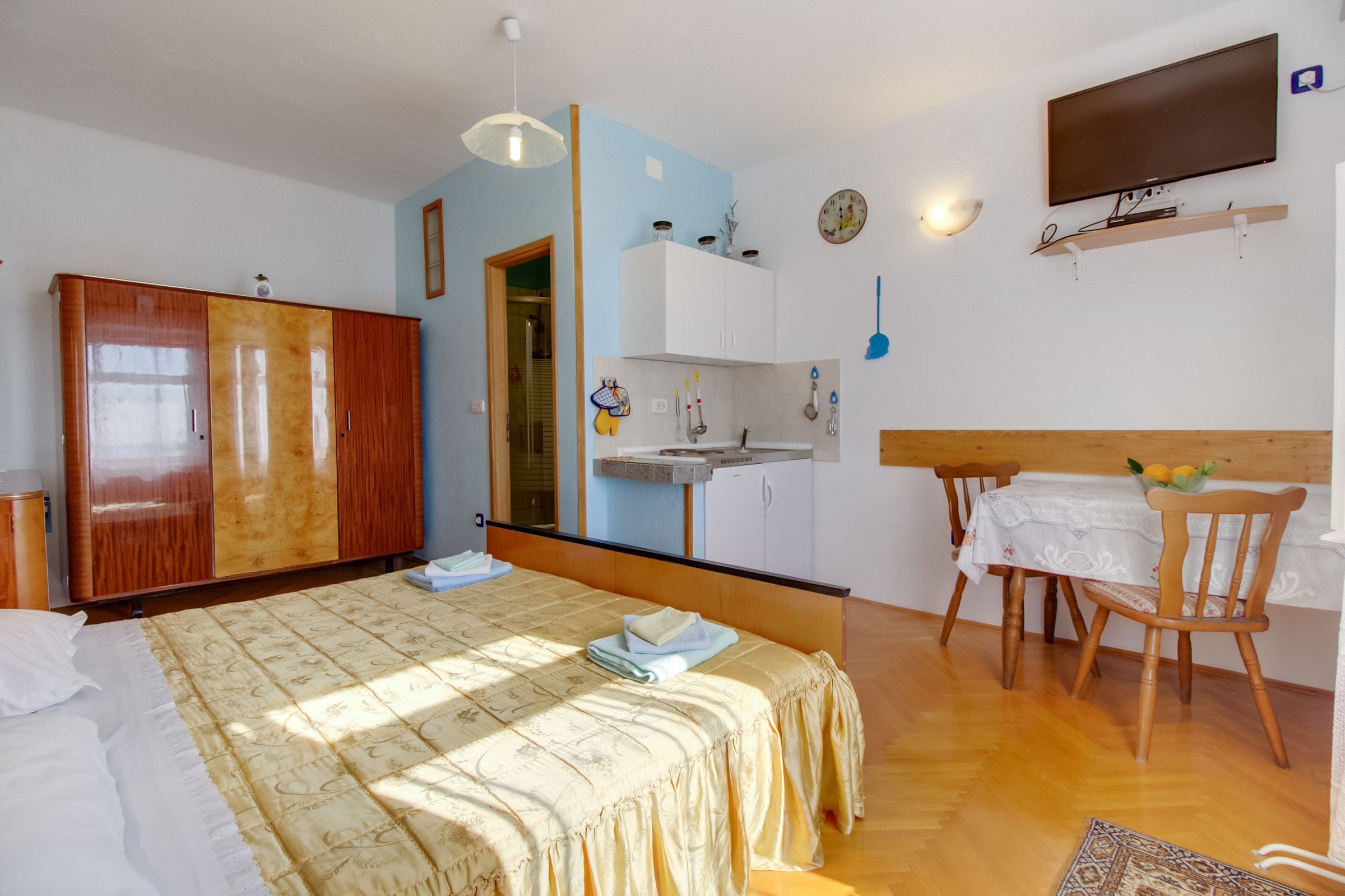 Apartments Tasha 94051-A1