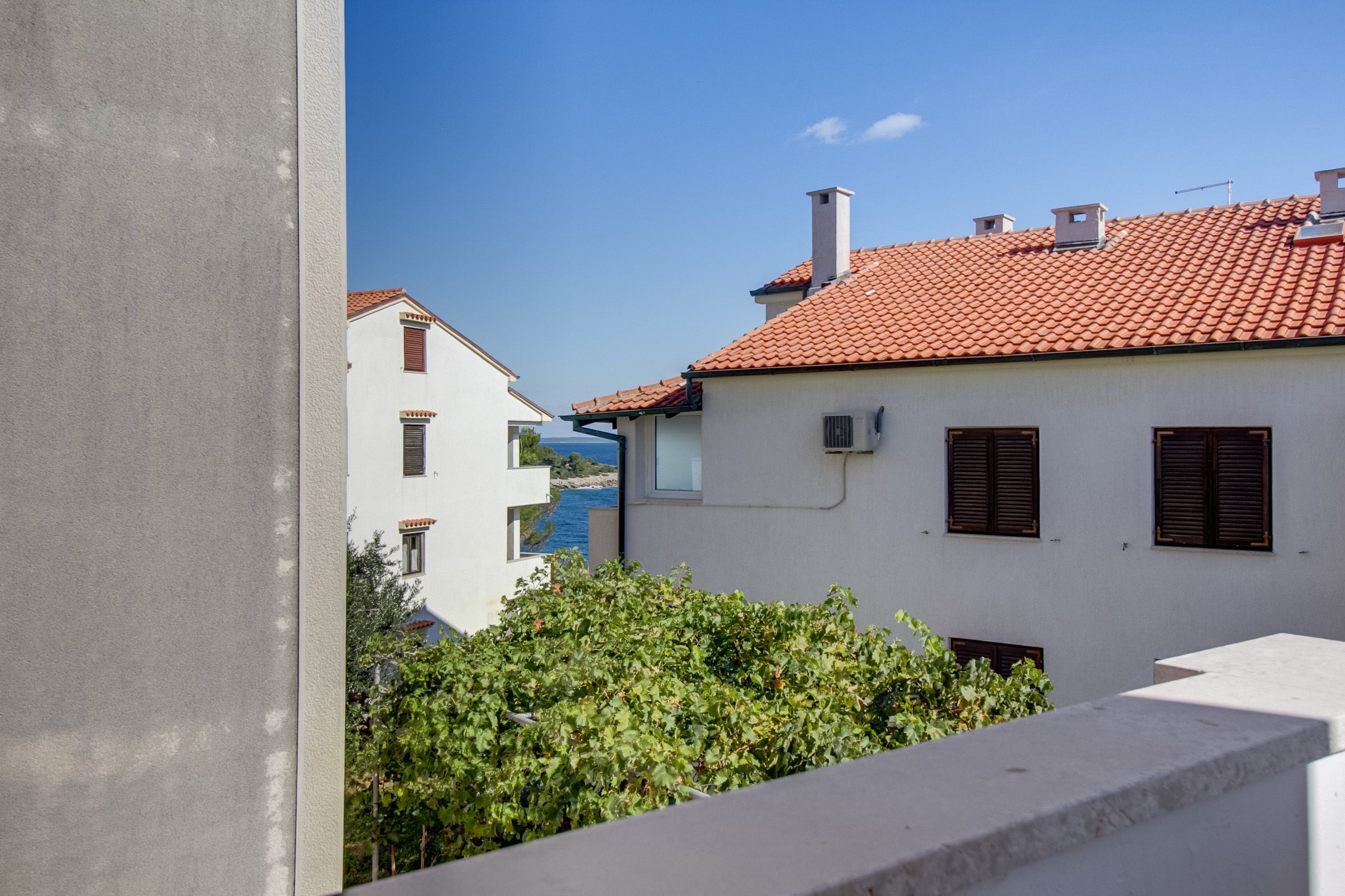 Apartments Suzana 94060-A2