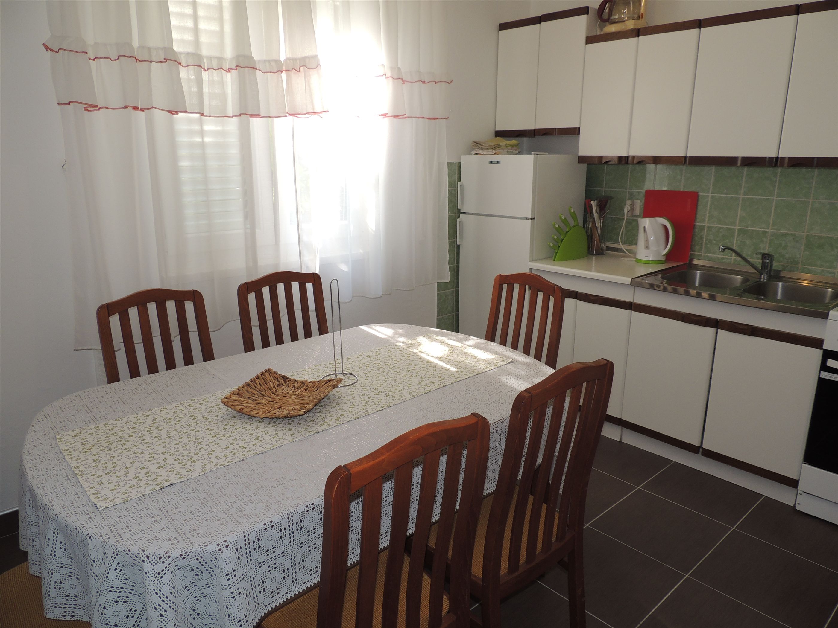 Apartments Nikolina 94083-A1