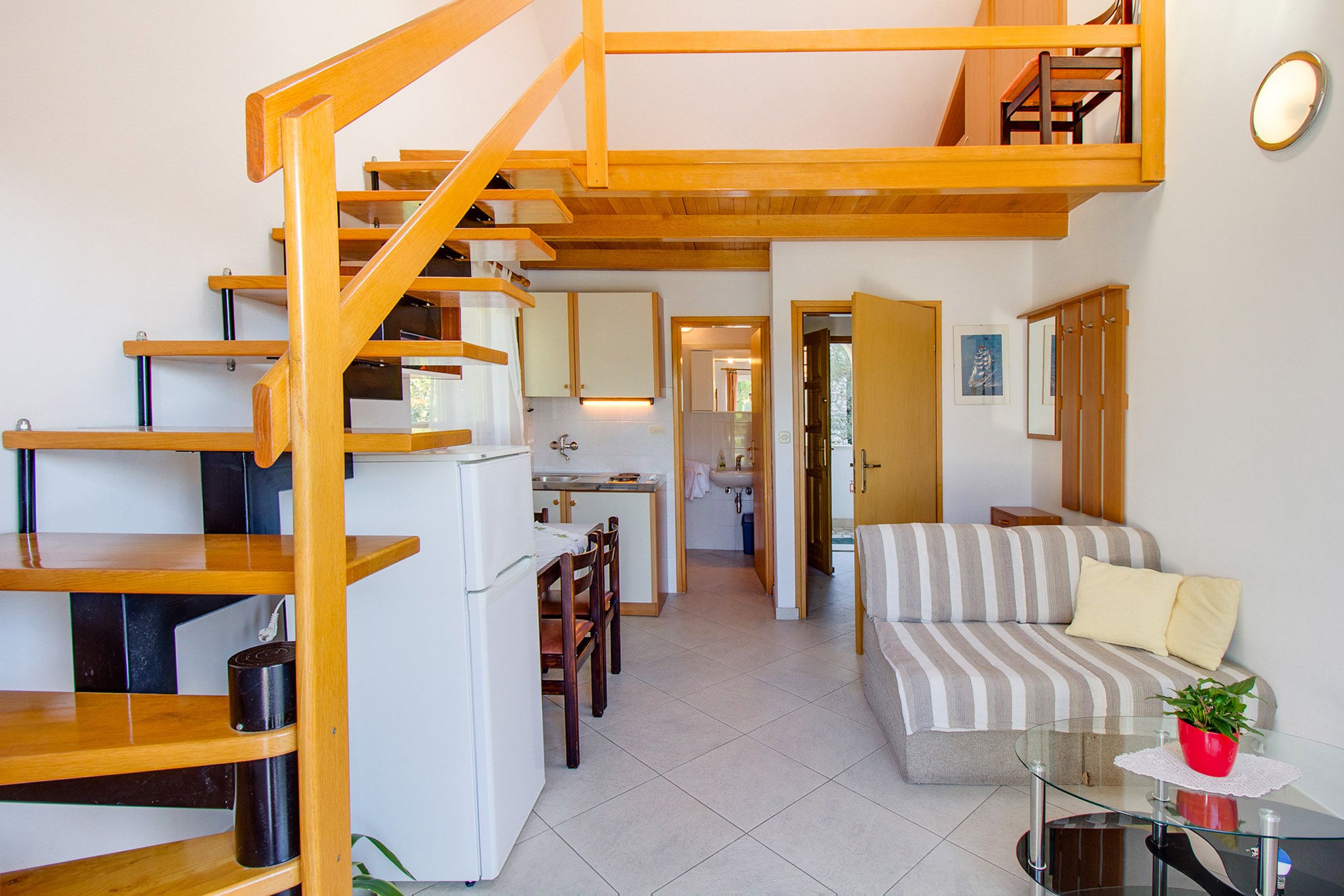 Apartments Lela 94009-A2