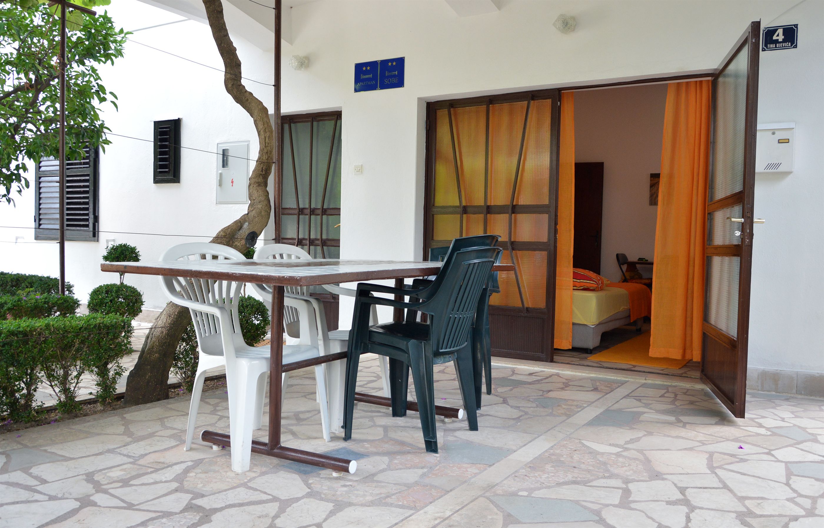 Apartment and Rooms Danica 11771-S1