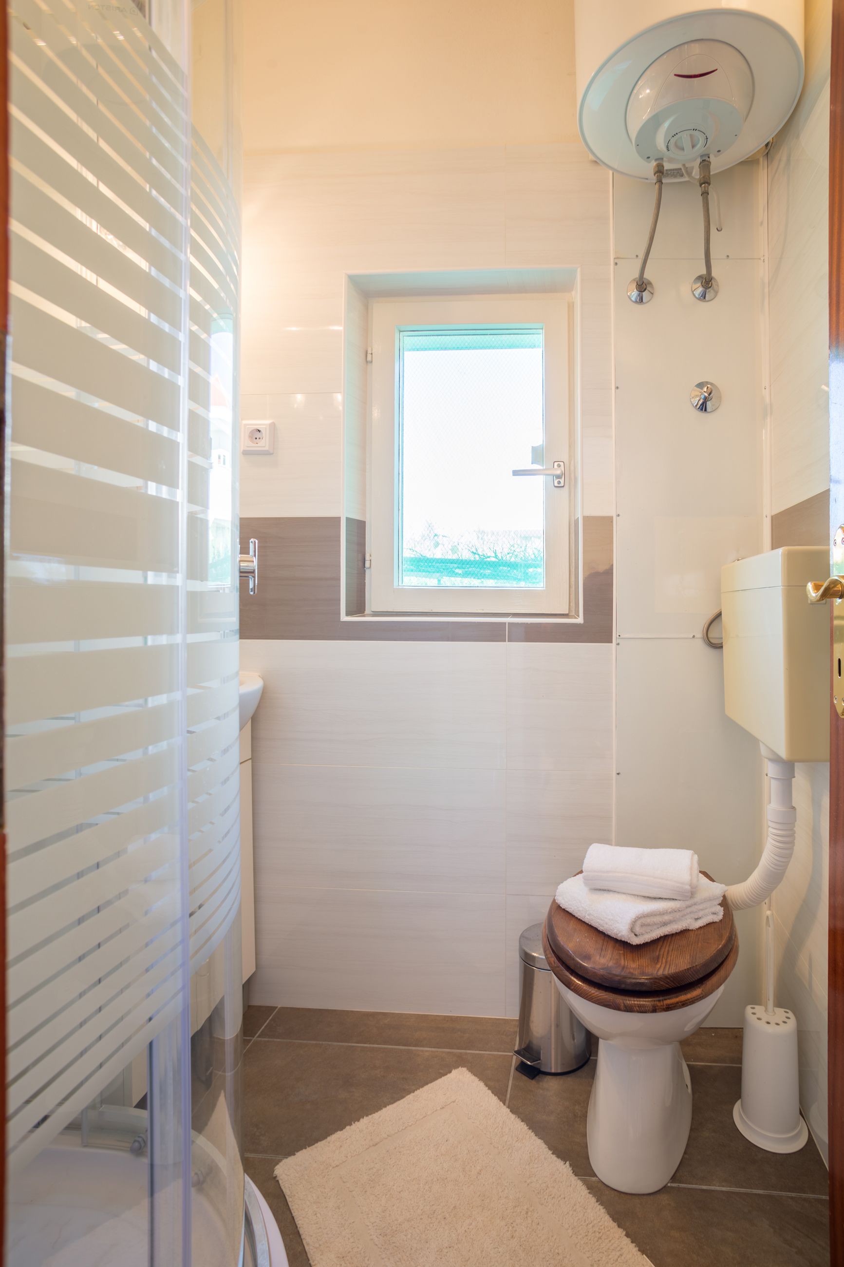 Apartment Srećko 46951-A1