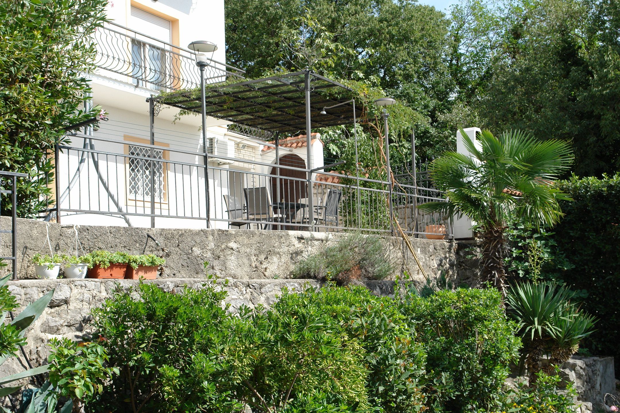 Apartments Badnje 62436-A2