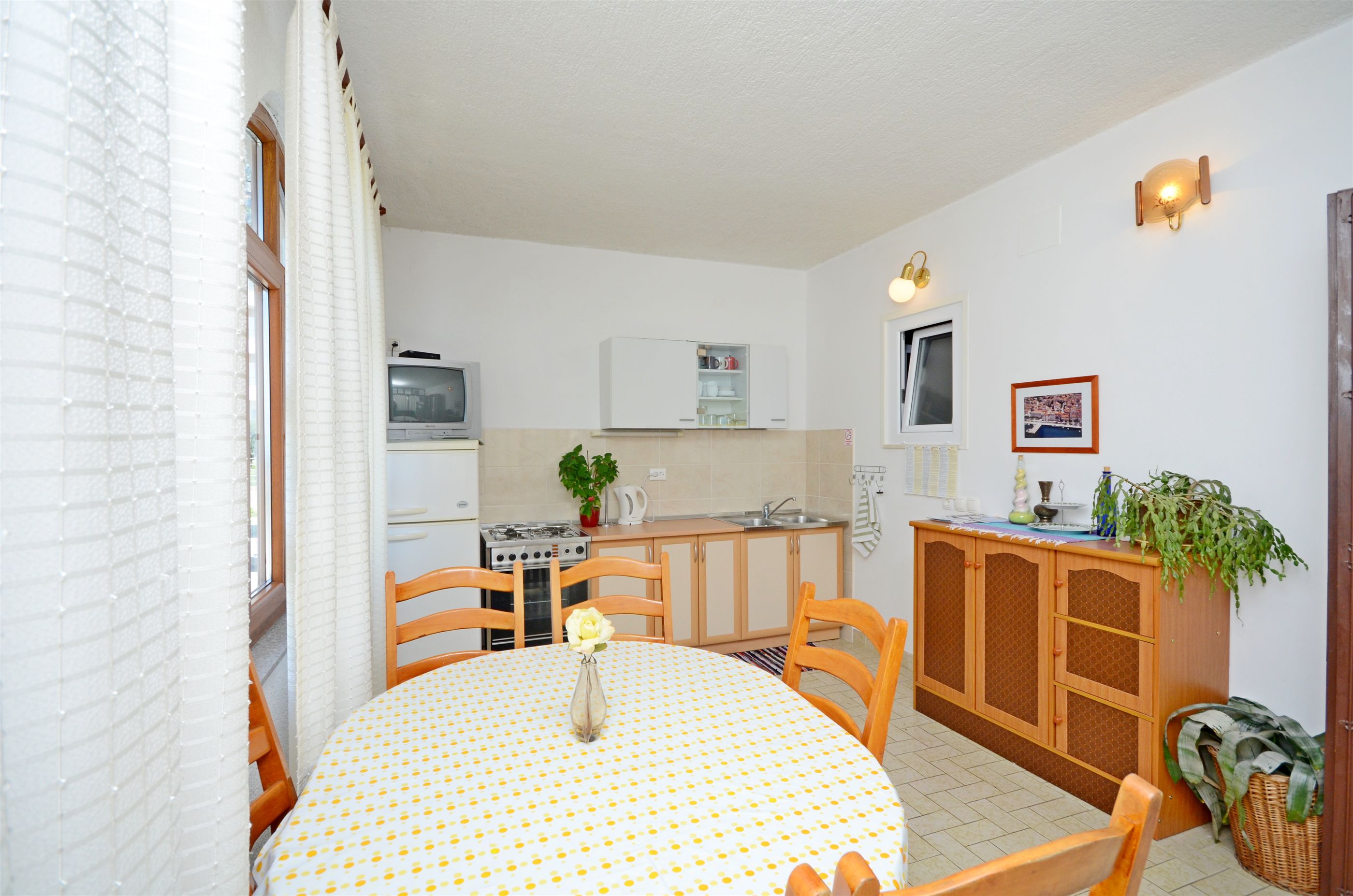 Apartments Verica 37591-A1