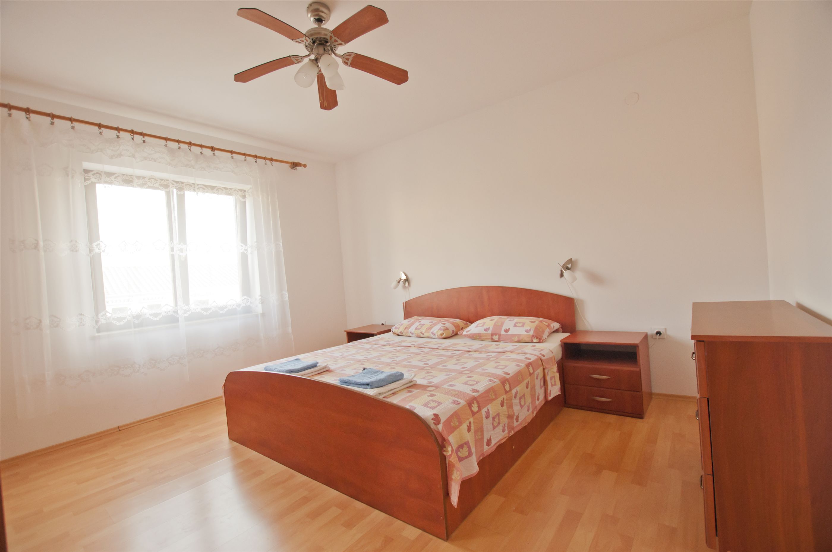 Apartments Gorast 12681-A1