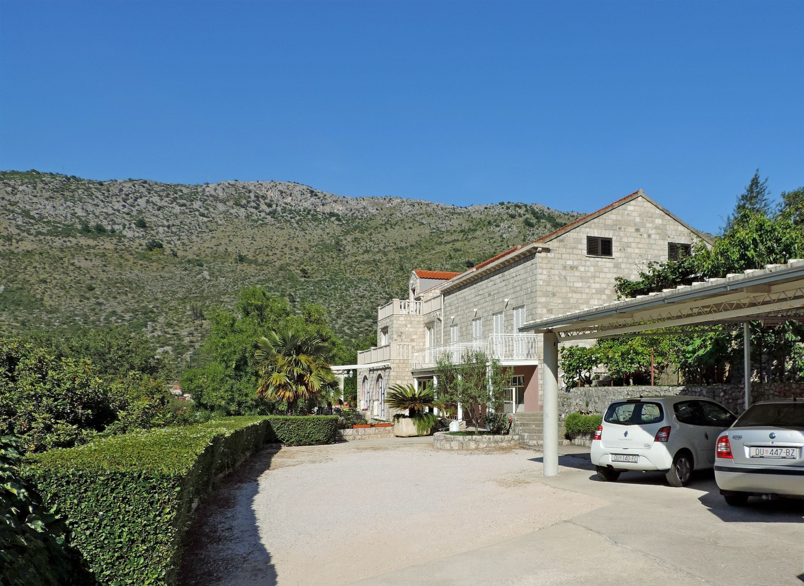 Apartments Kruno Accommodation in Zadar