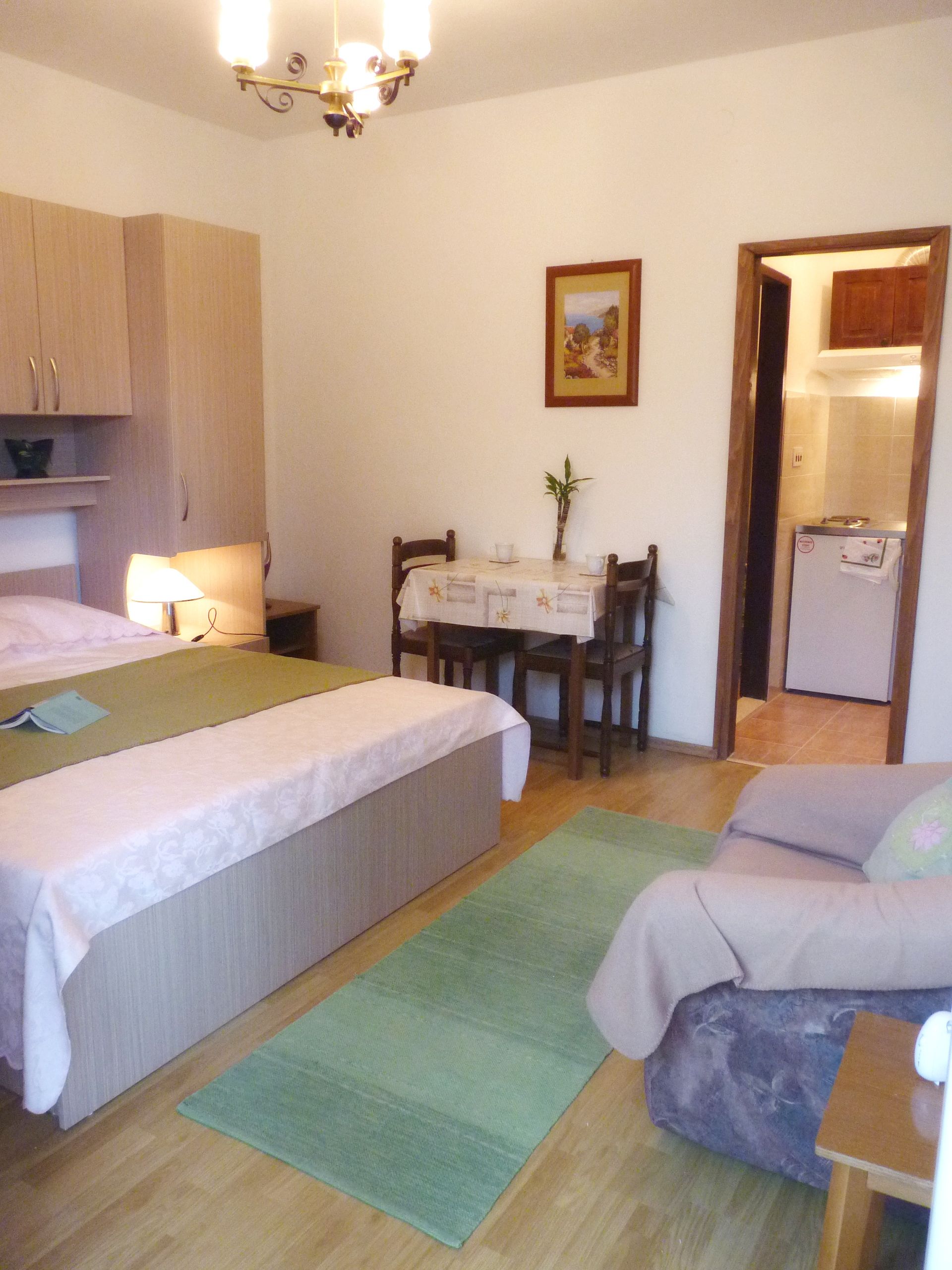Apartments and Room Marin 13221-A1