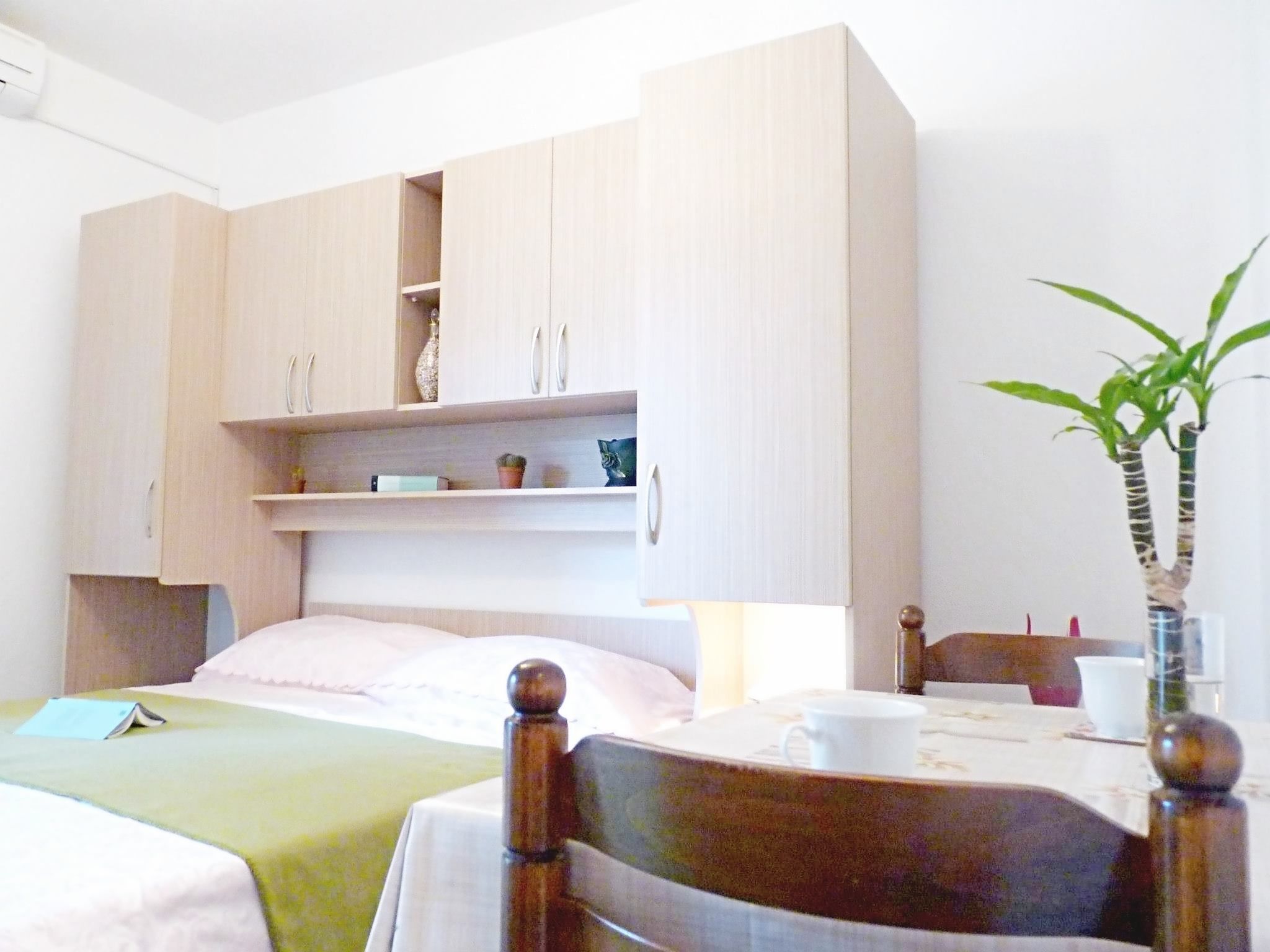 Apartments and Room Marin 13221-A1