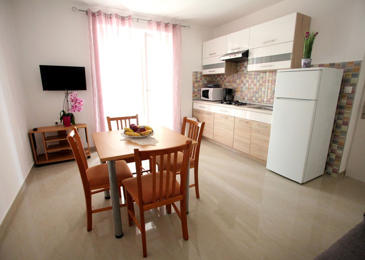 Apartment Ivana 63823-A1