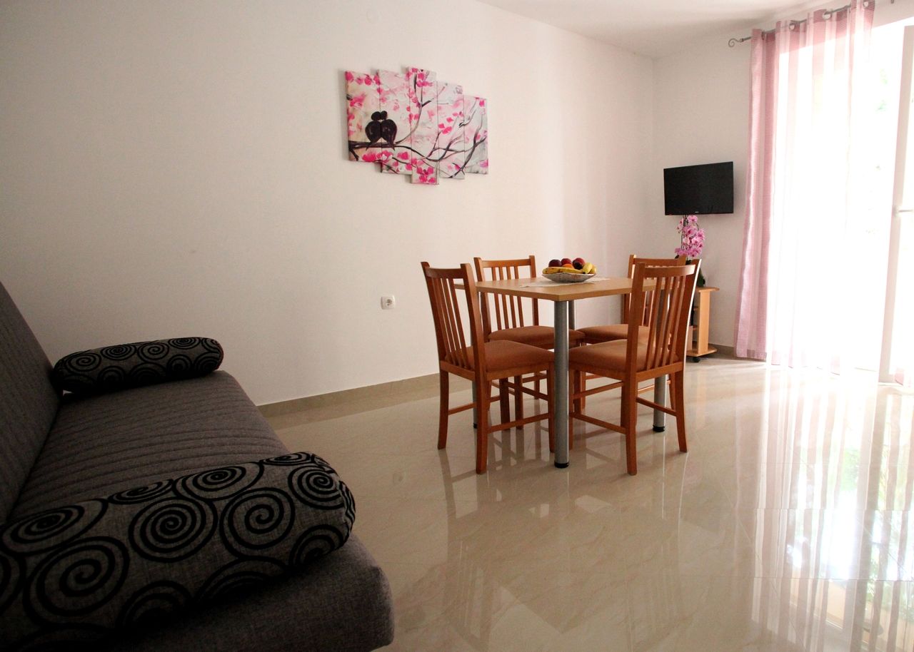 Apartment Ivana 63823-A1