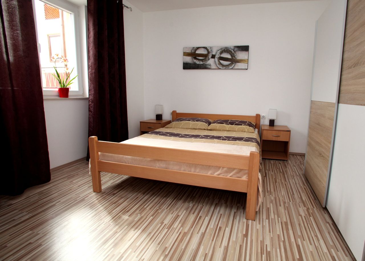 Apartment Ivana 63823-A1