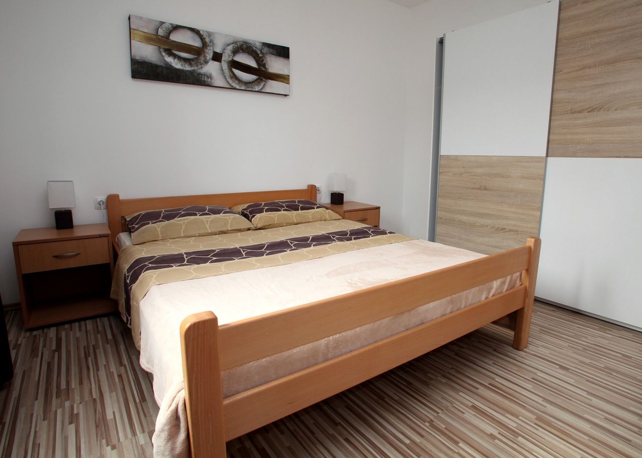 Apartment Ivana 63823-A1