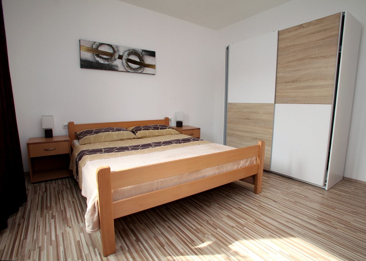 Apartment Ivana 63823-A1