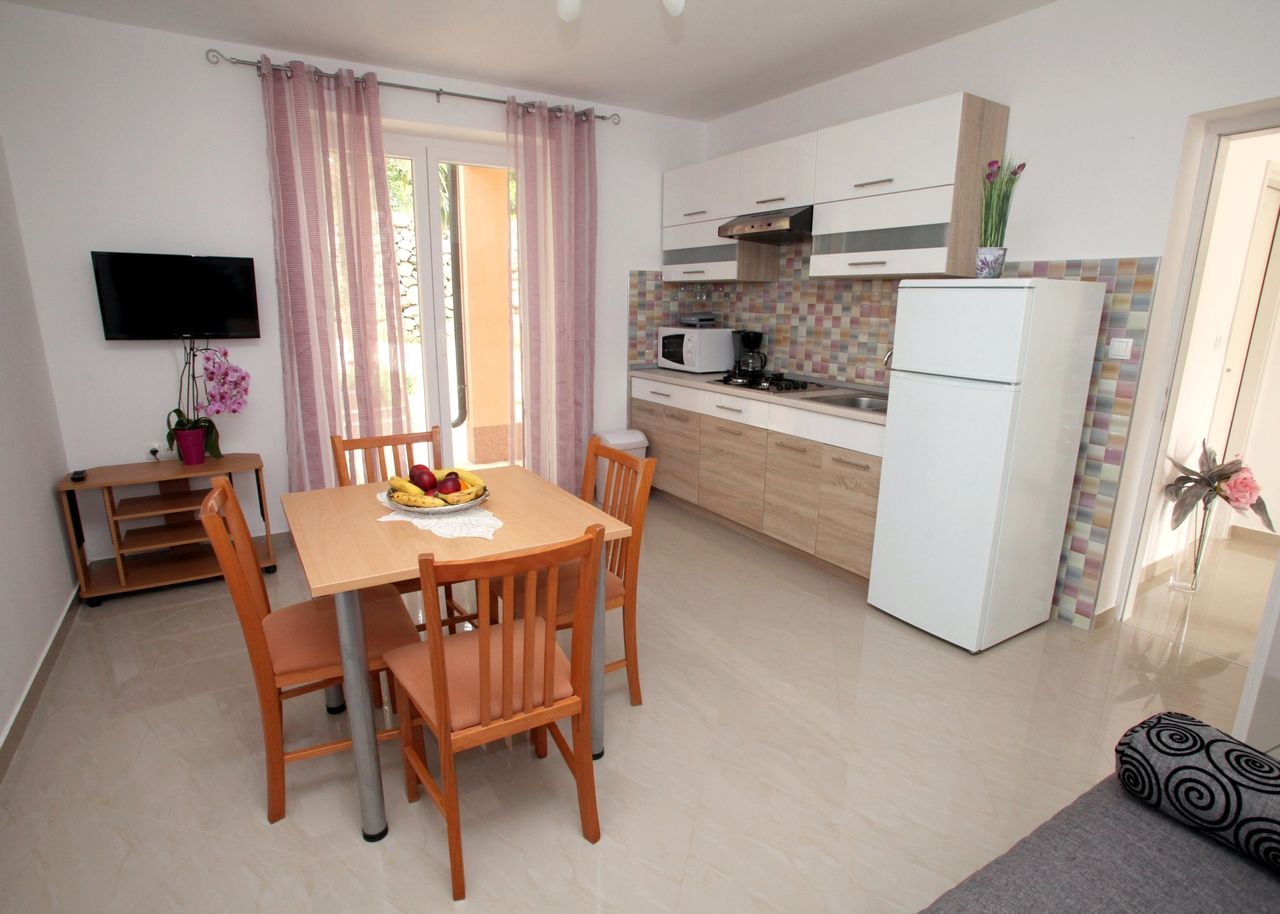 Apartment Ivana 63823-A1