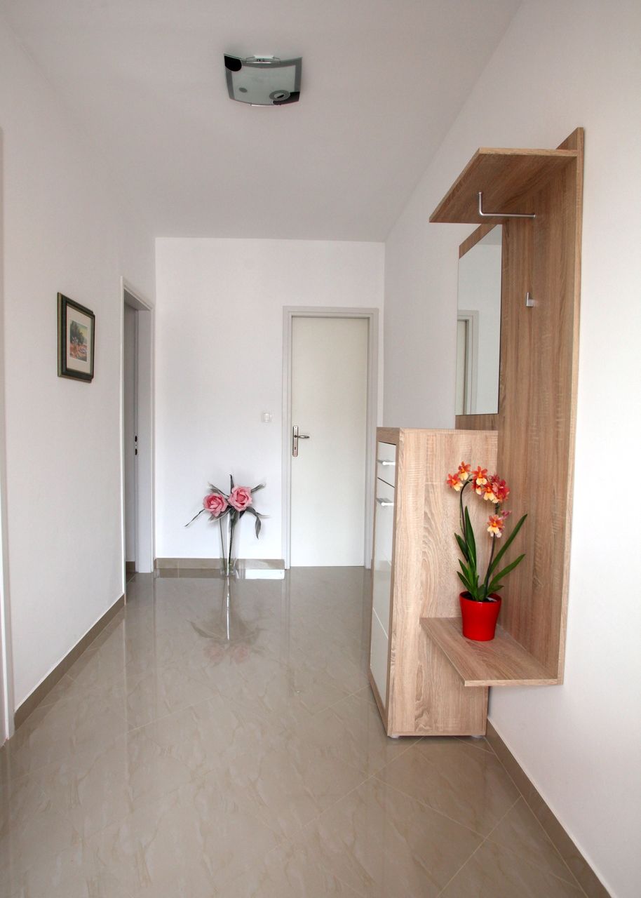 Apartment Ivana 63823-A1
