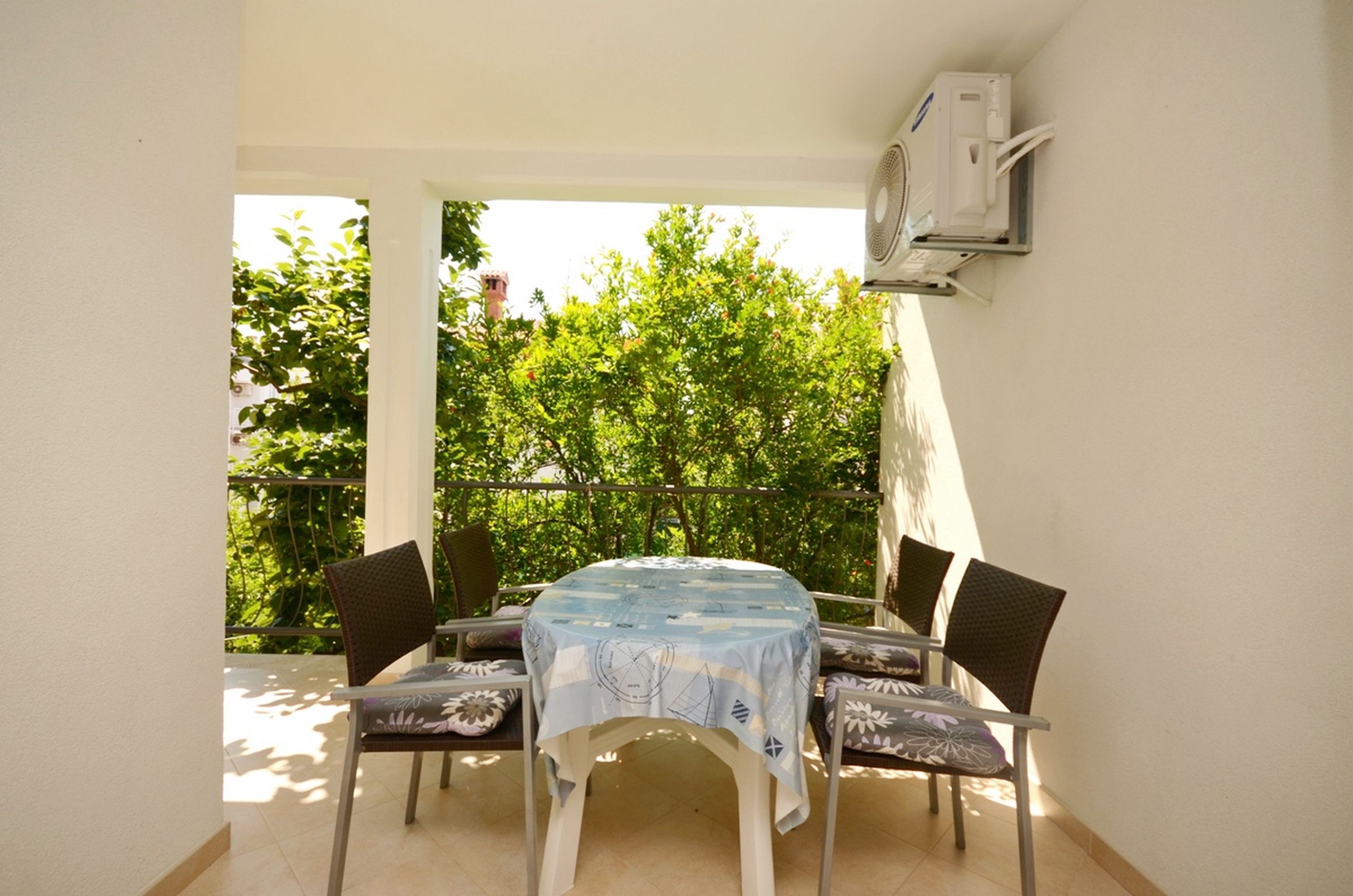 Apartments Romano 70661-A3