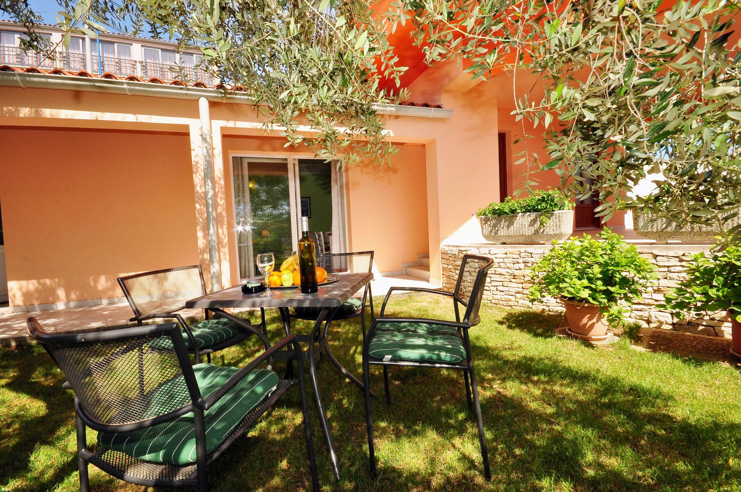 Apartments Petra near beach 70851-A1