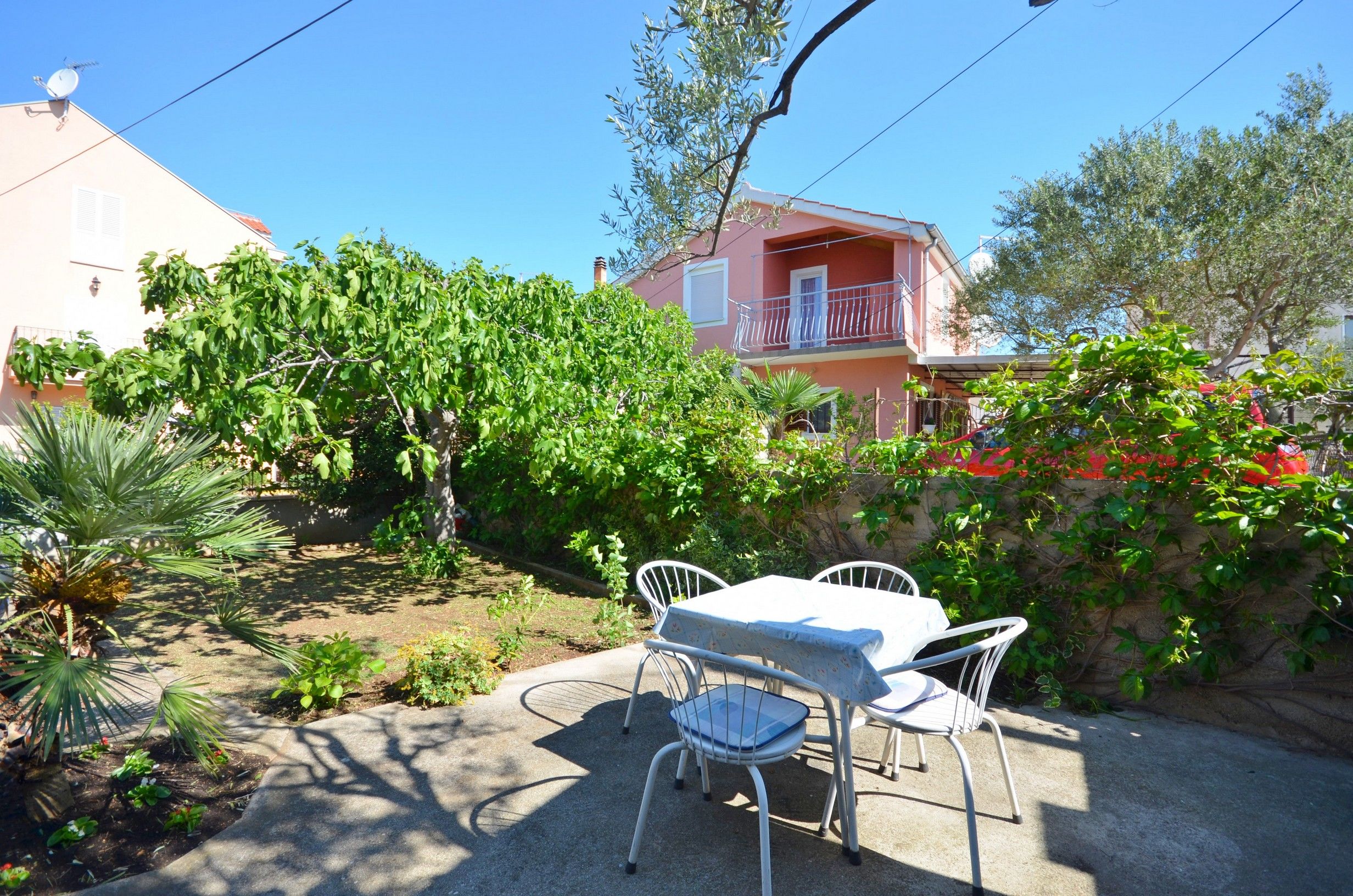 Apartments Secret Garden 17851-A2