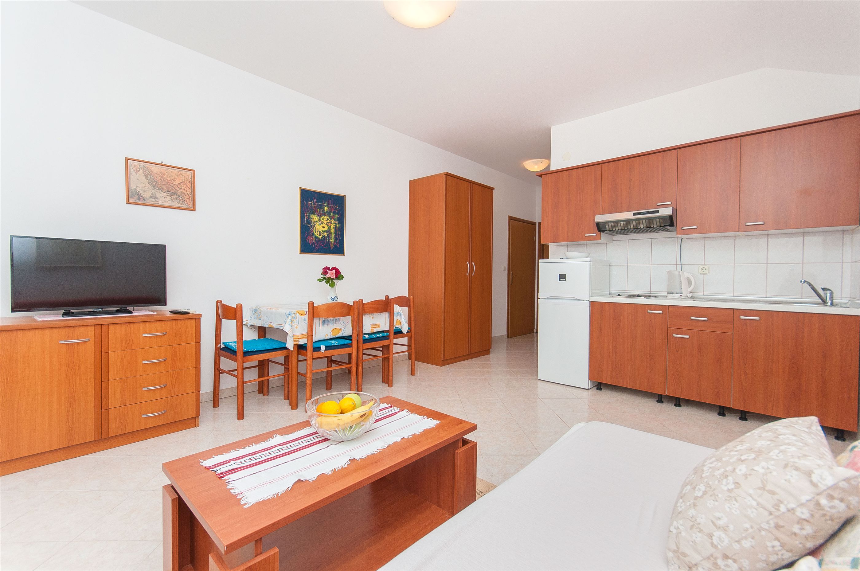 Apartments Igor 33401-A4