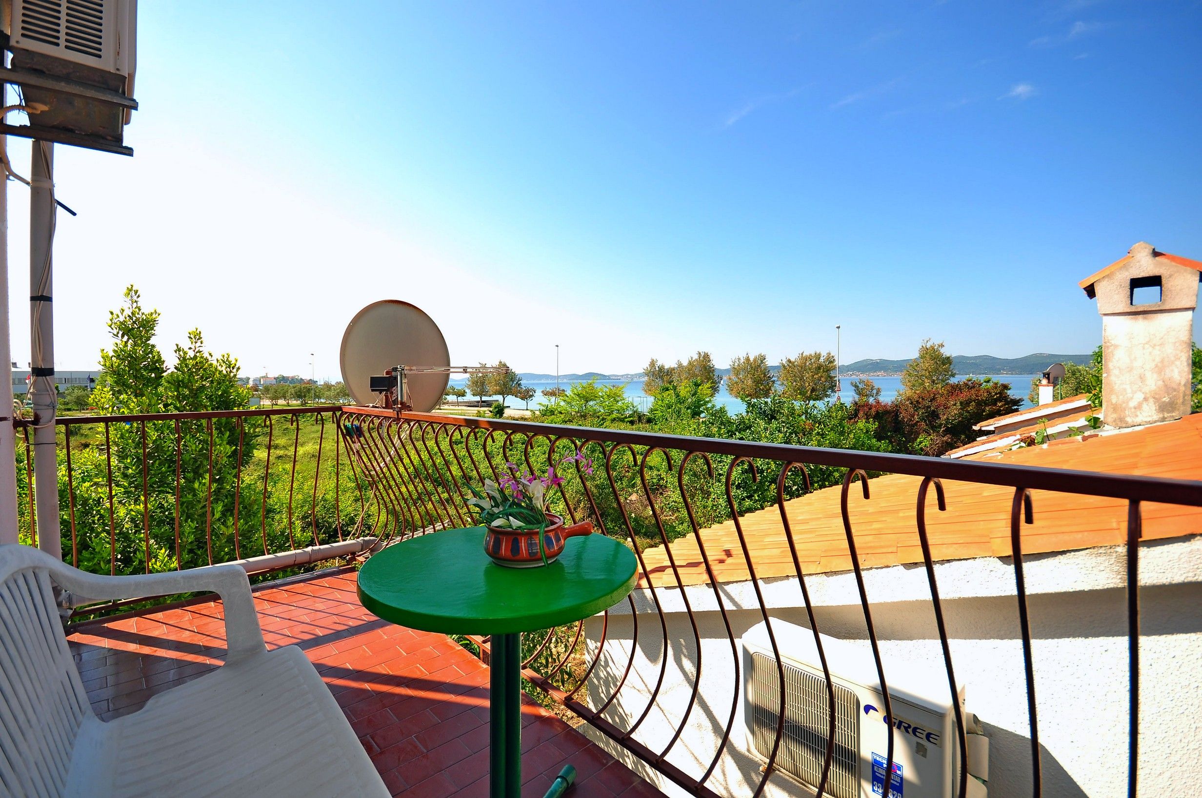 Apartments and Room Jadranka 13851-A1