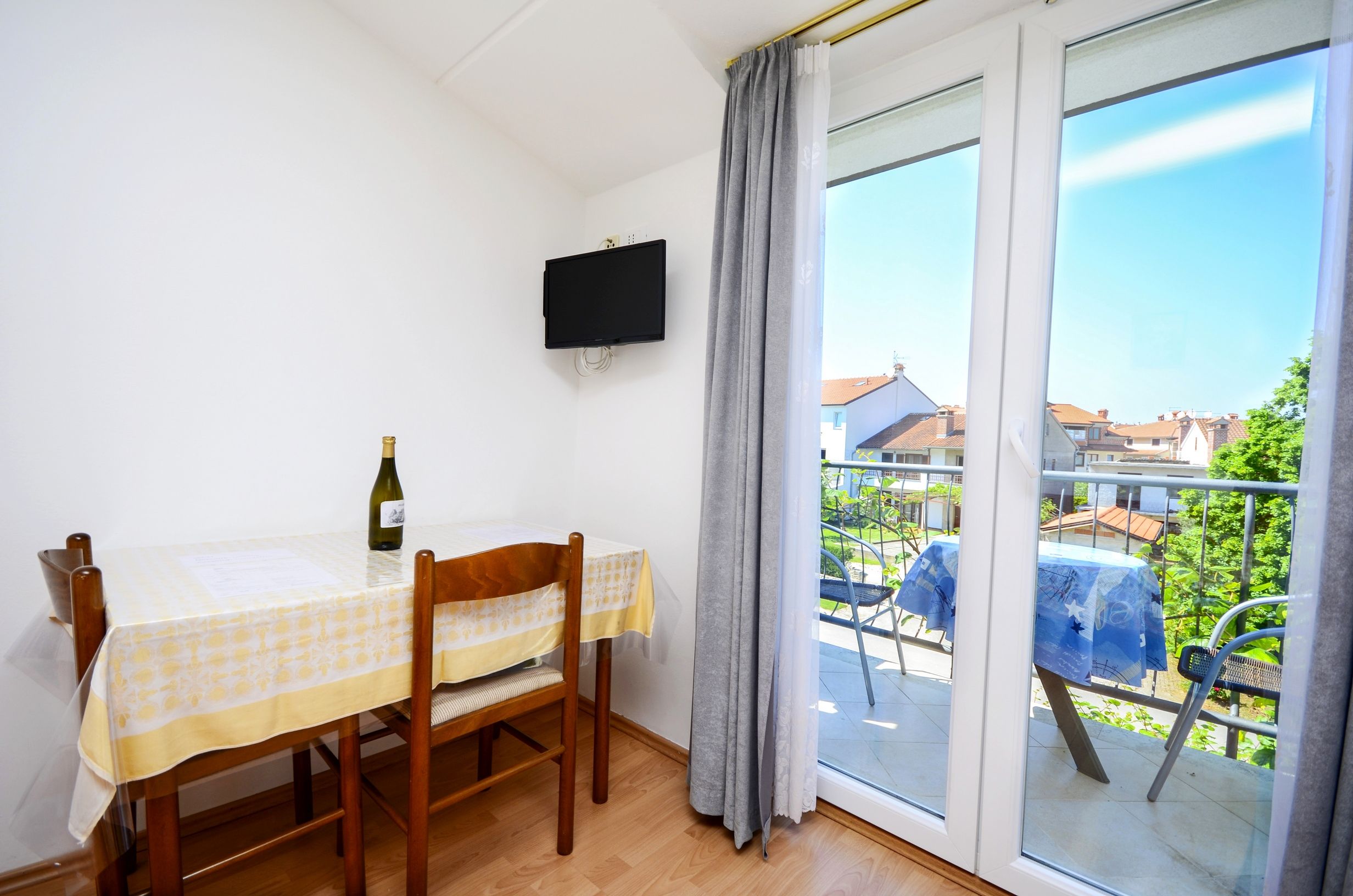 Apartments Romano 70661-A1