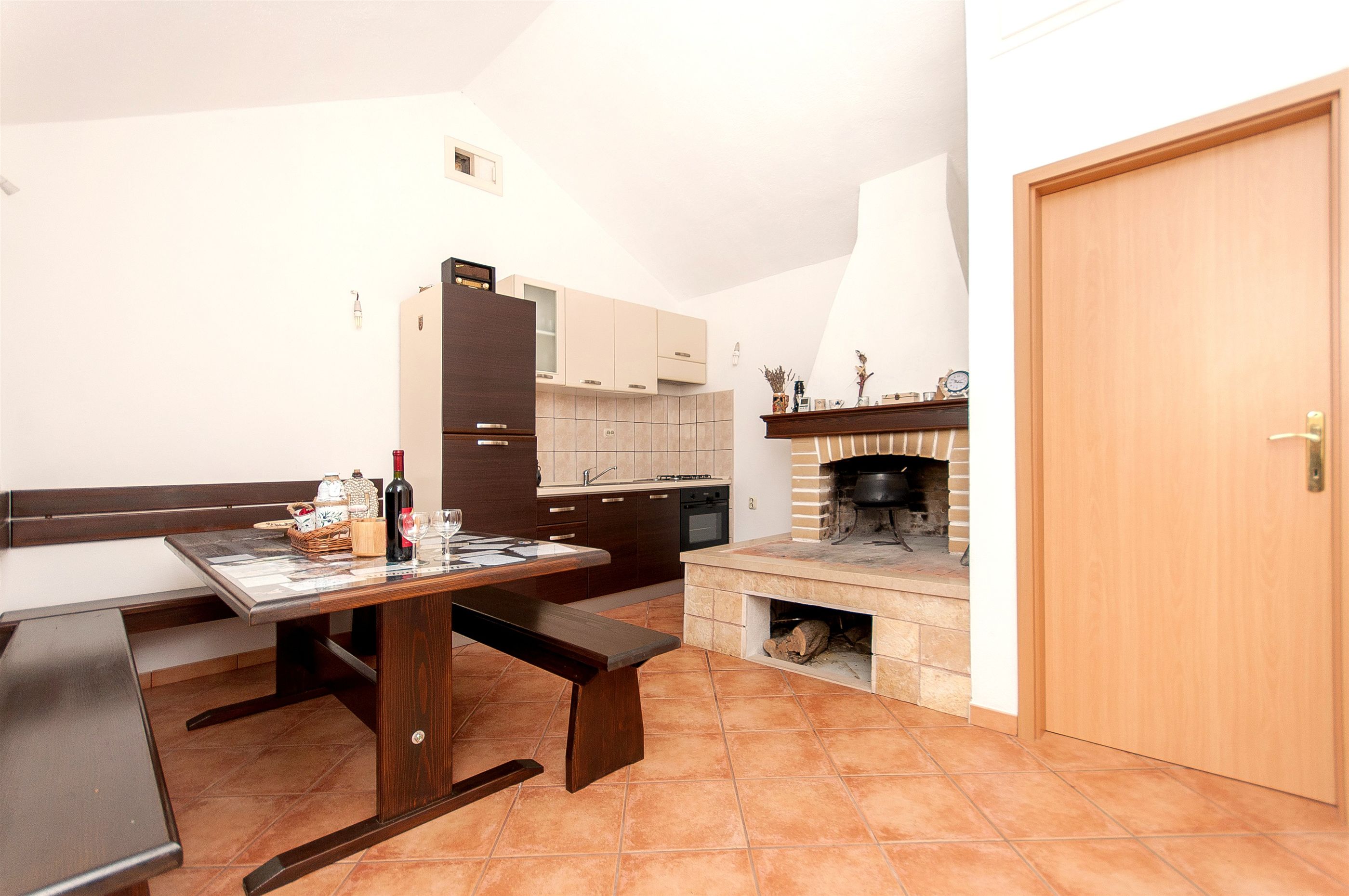House Vela Lozna 43292-K1