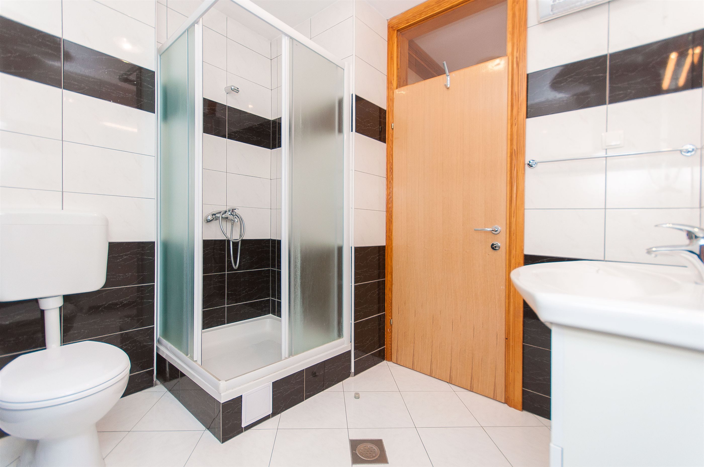 Apartments Glavan 27041-A4