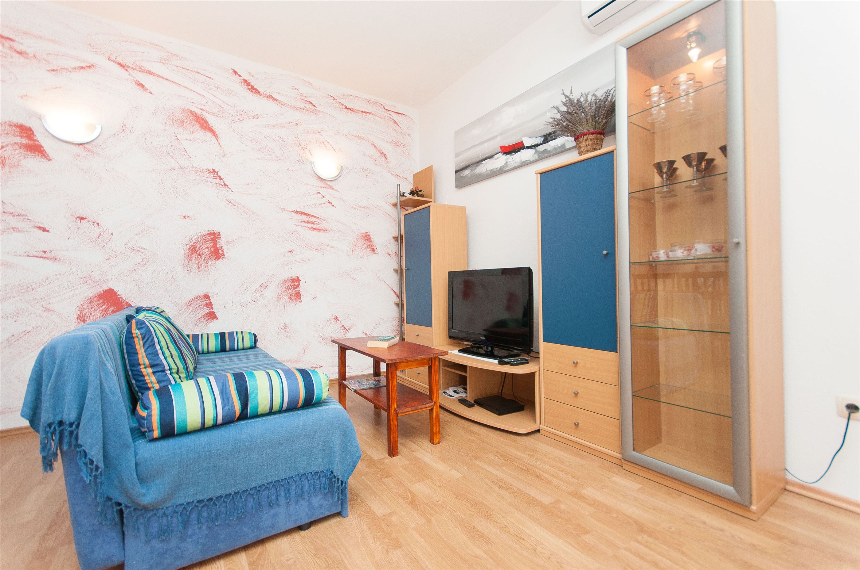 Apartments Tatjana 27191-A1
