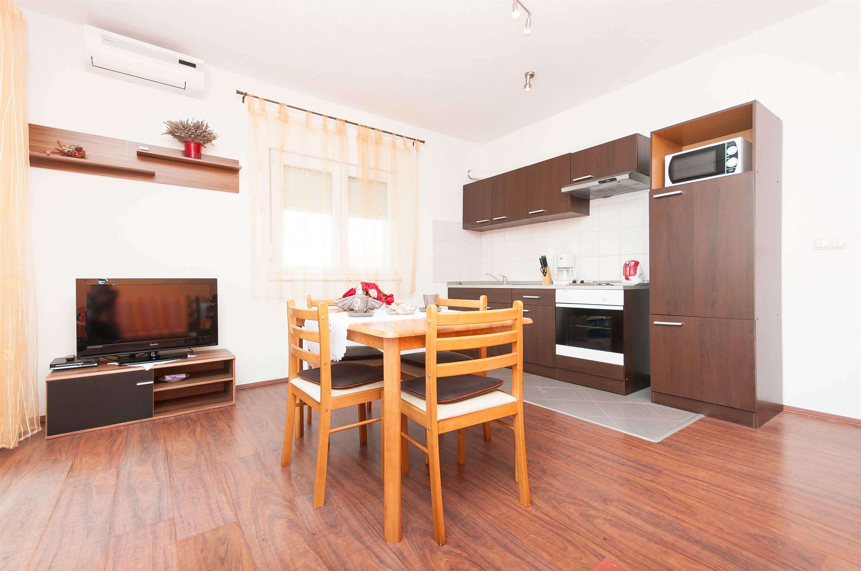 Apartments Tatjana 27191-A2