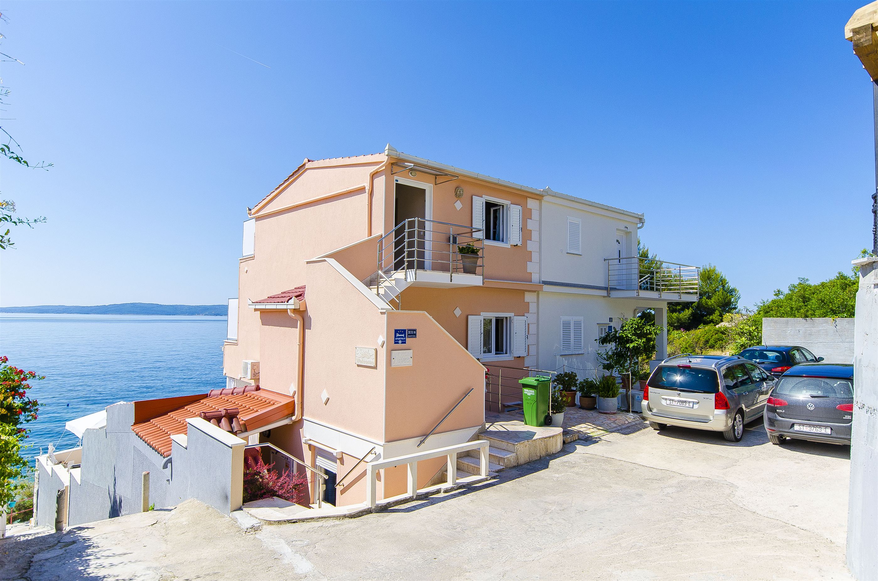 Apartments Nives 45781-A2