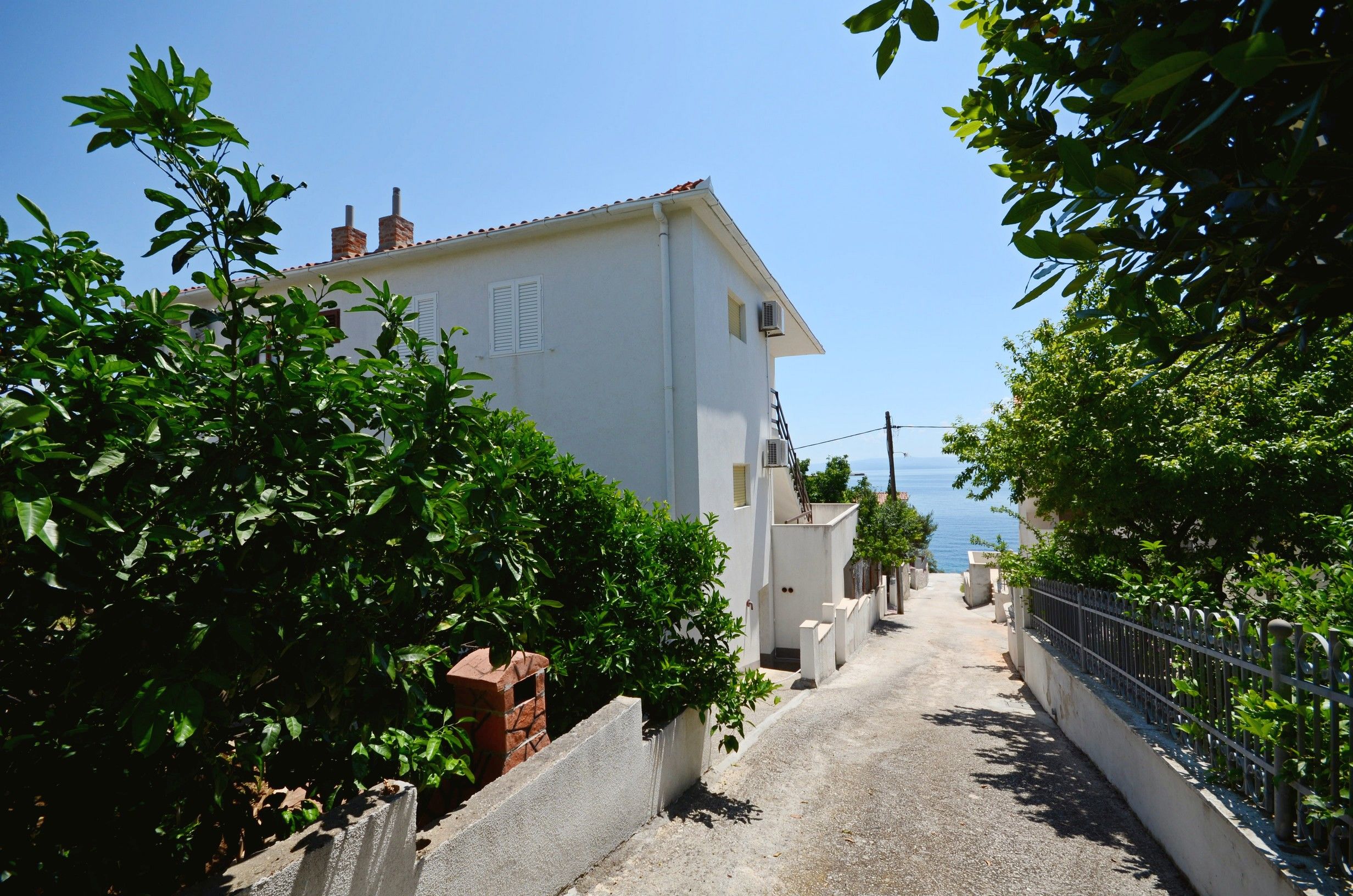 Apartments Vinka 38131-A1