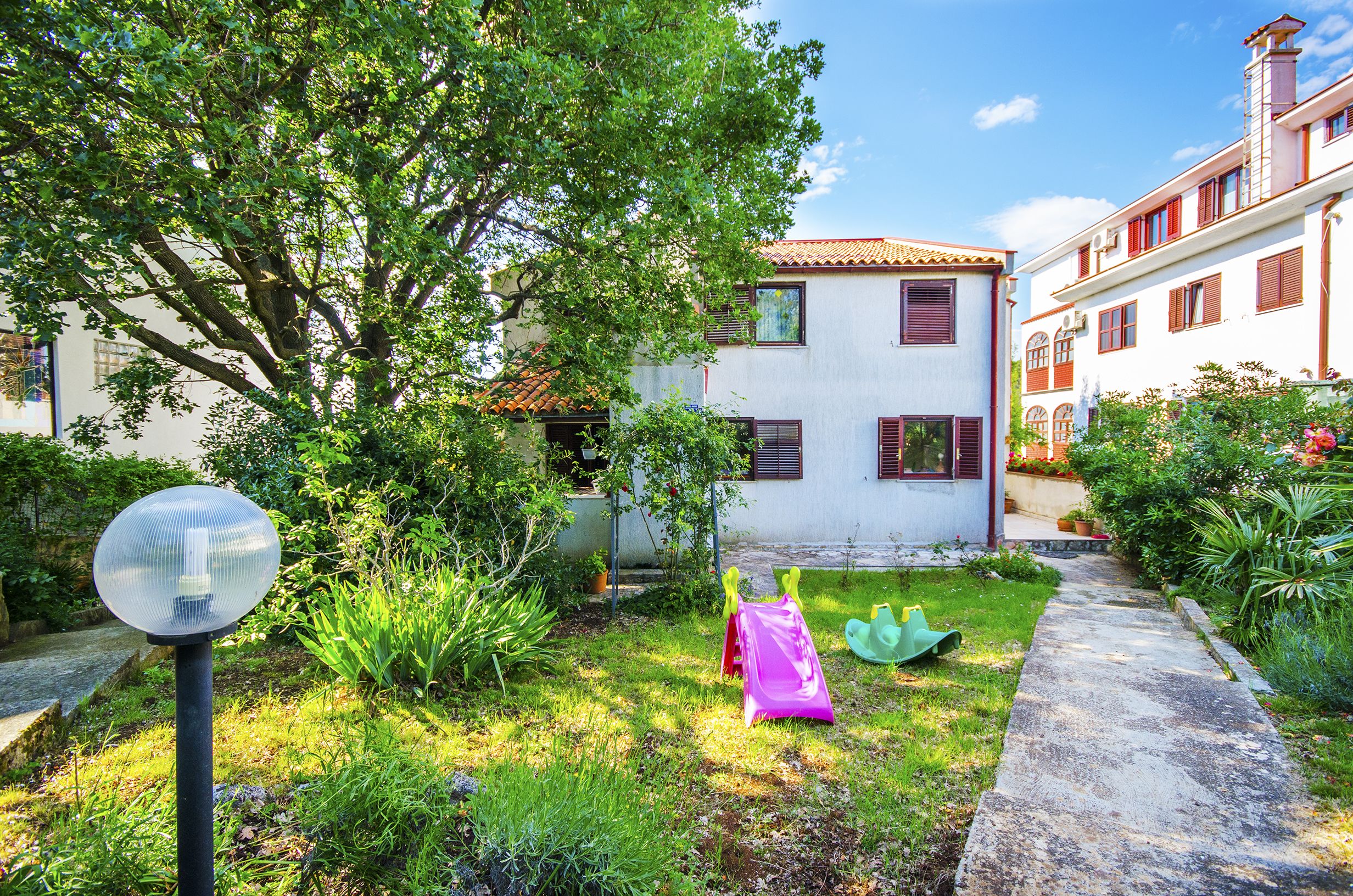 Apartments Davorka Accommodation in Banjole