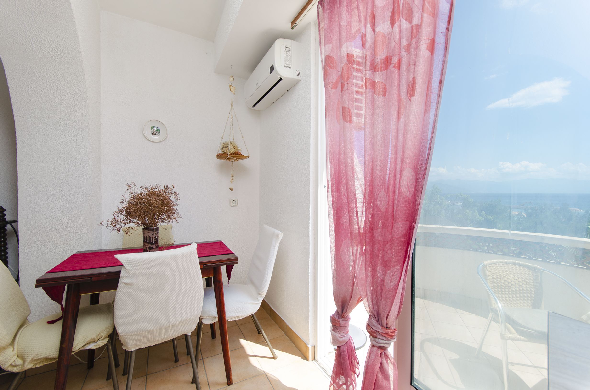 Apartments Jadrana 61711-A1