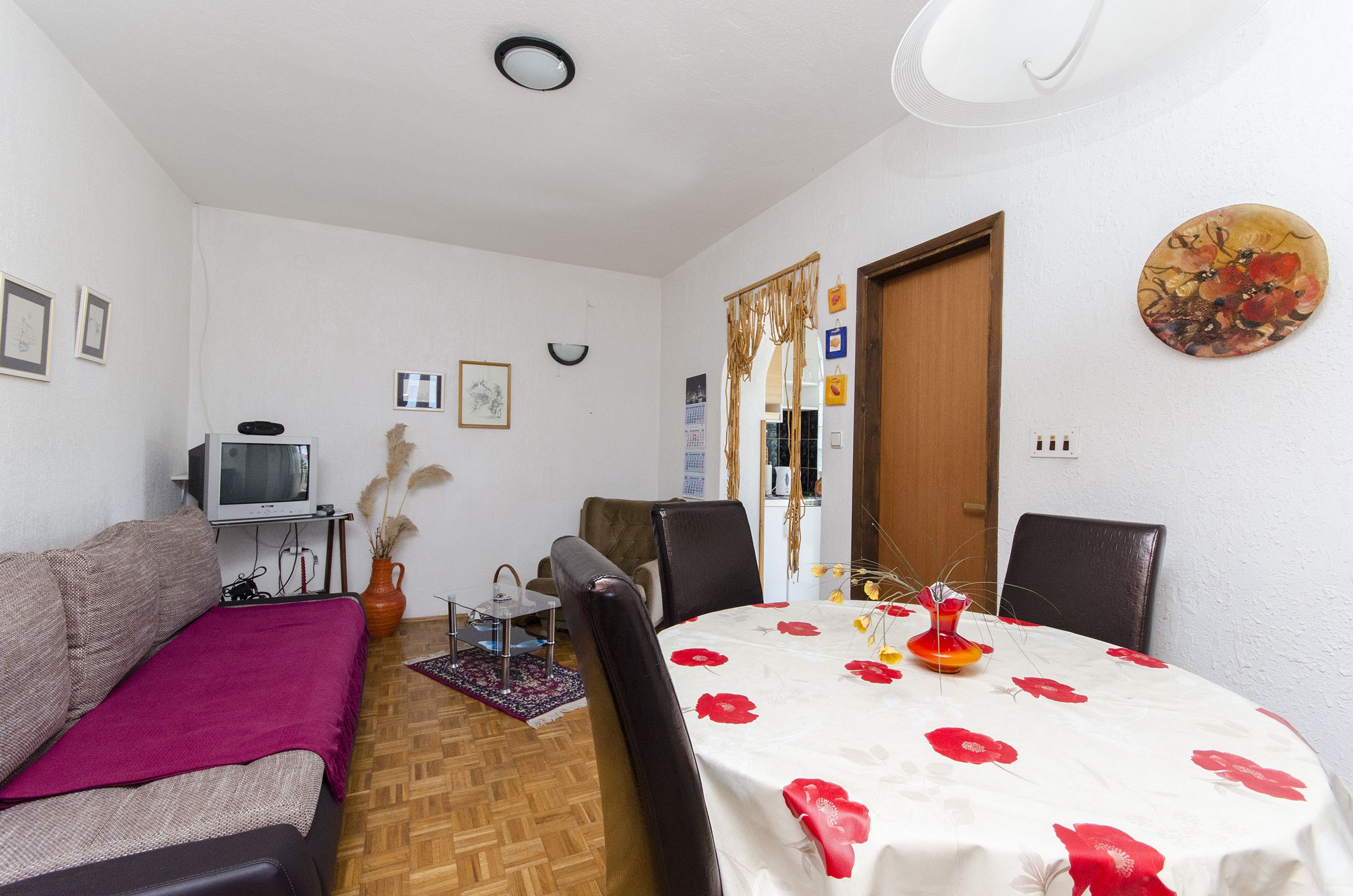 Apartments Jadrana 61711-A2