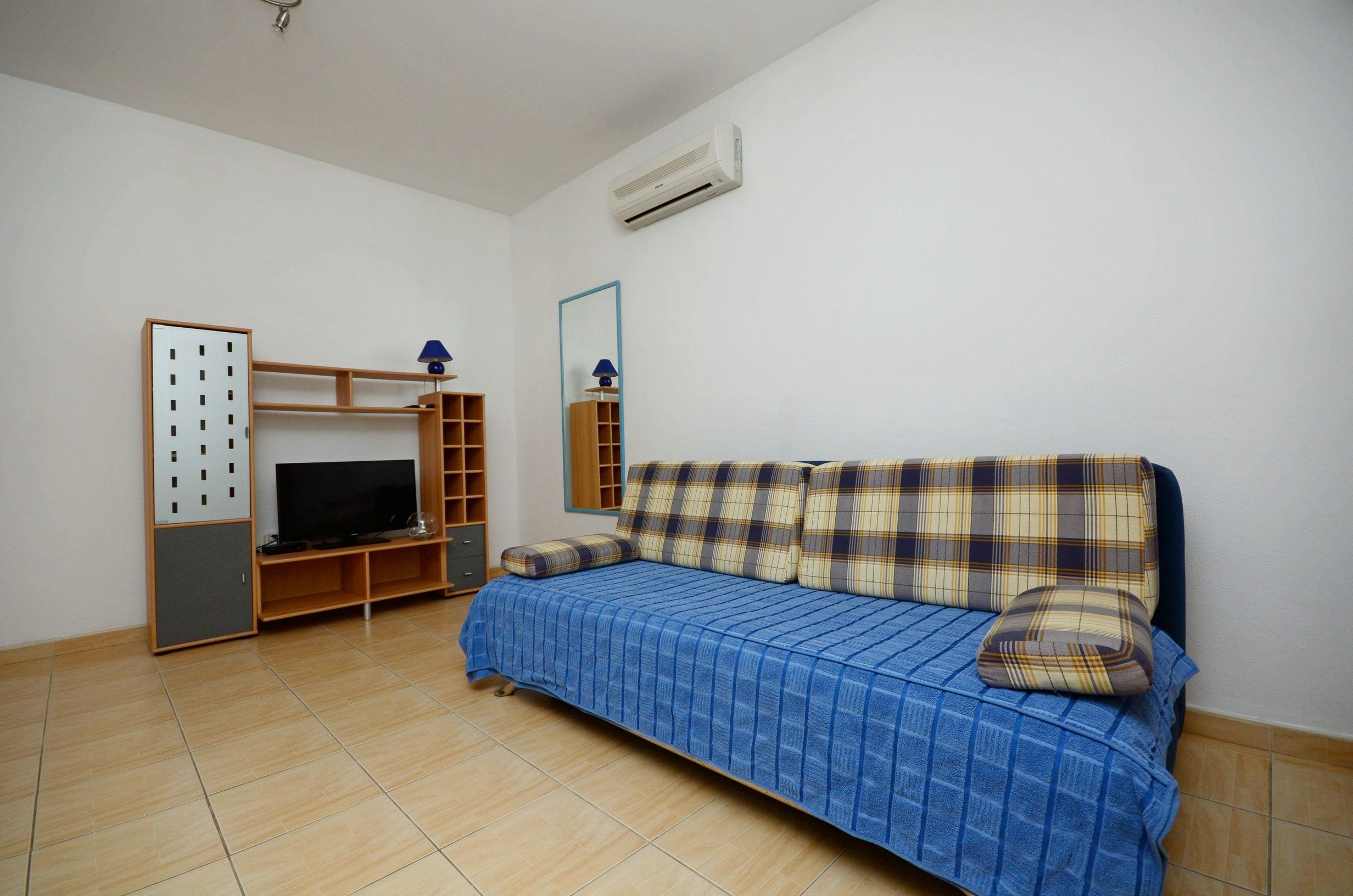 Apartments Pero 36191-A4