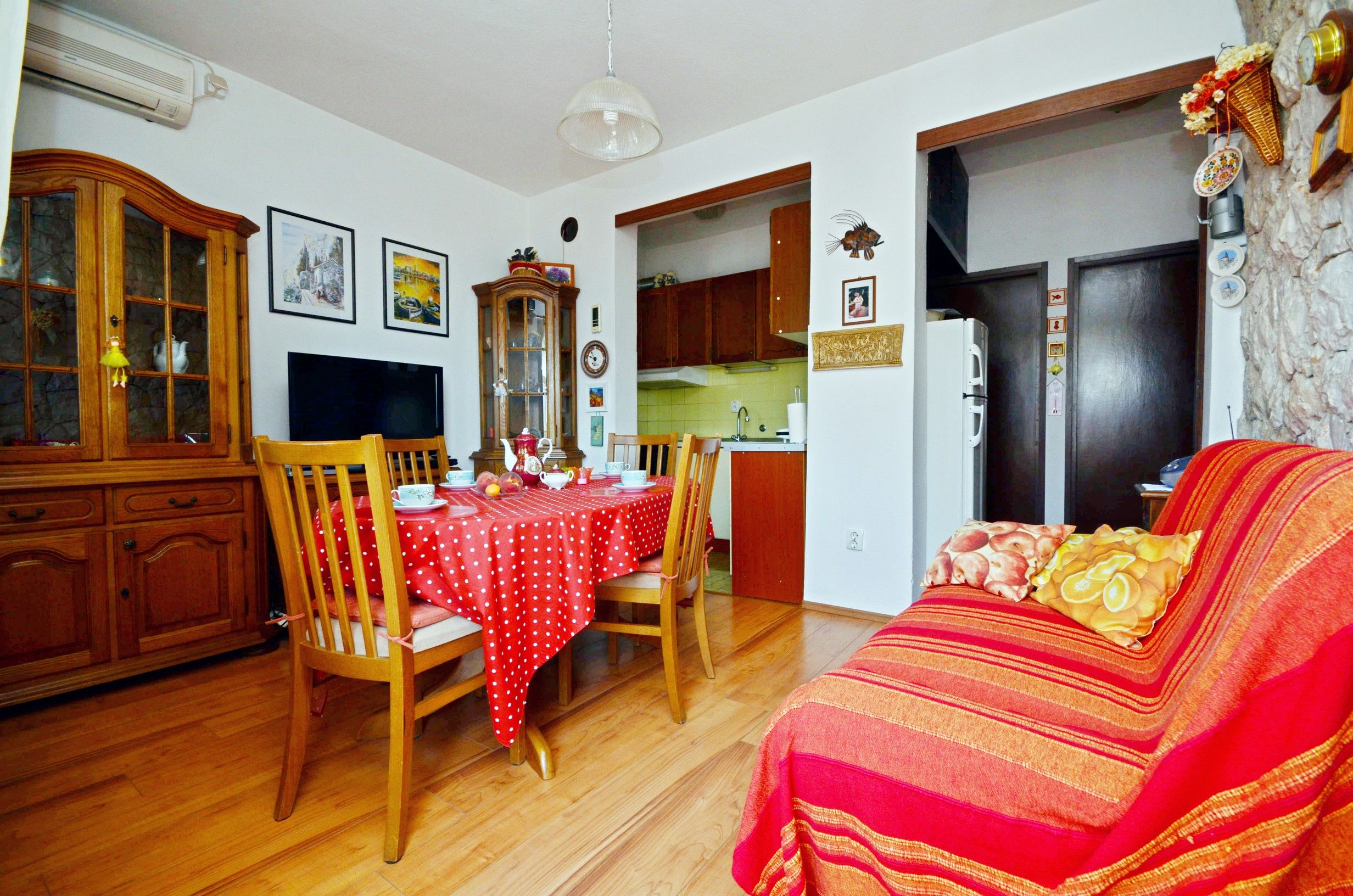 Apartments Katica 17131-A1