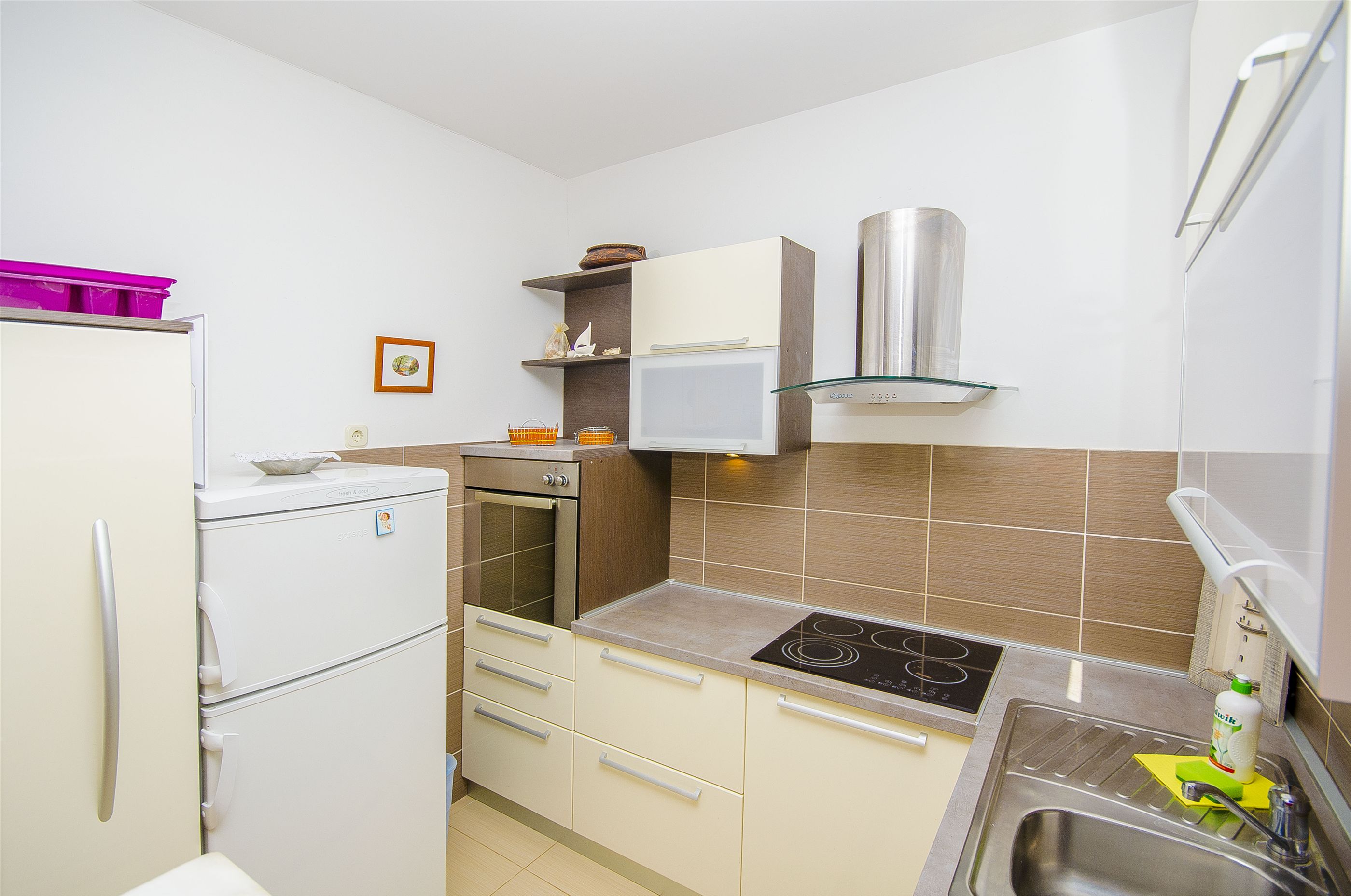 Apartments Ksenija 27231-A1