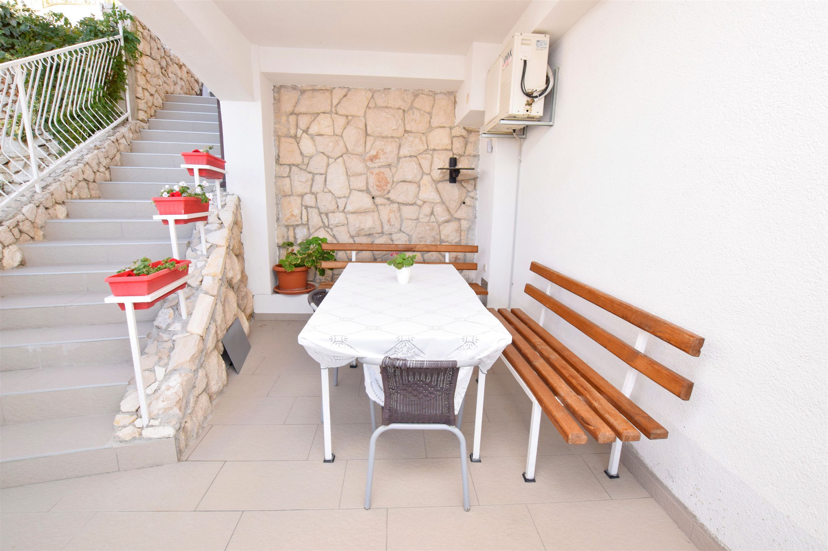 Apartments Dubravka 30291-A1