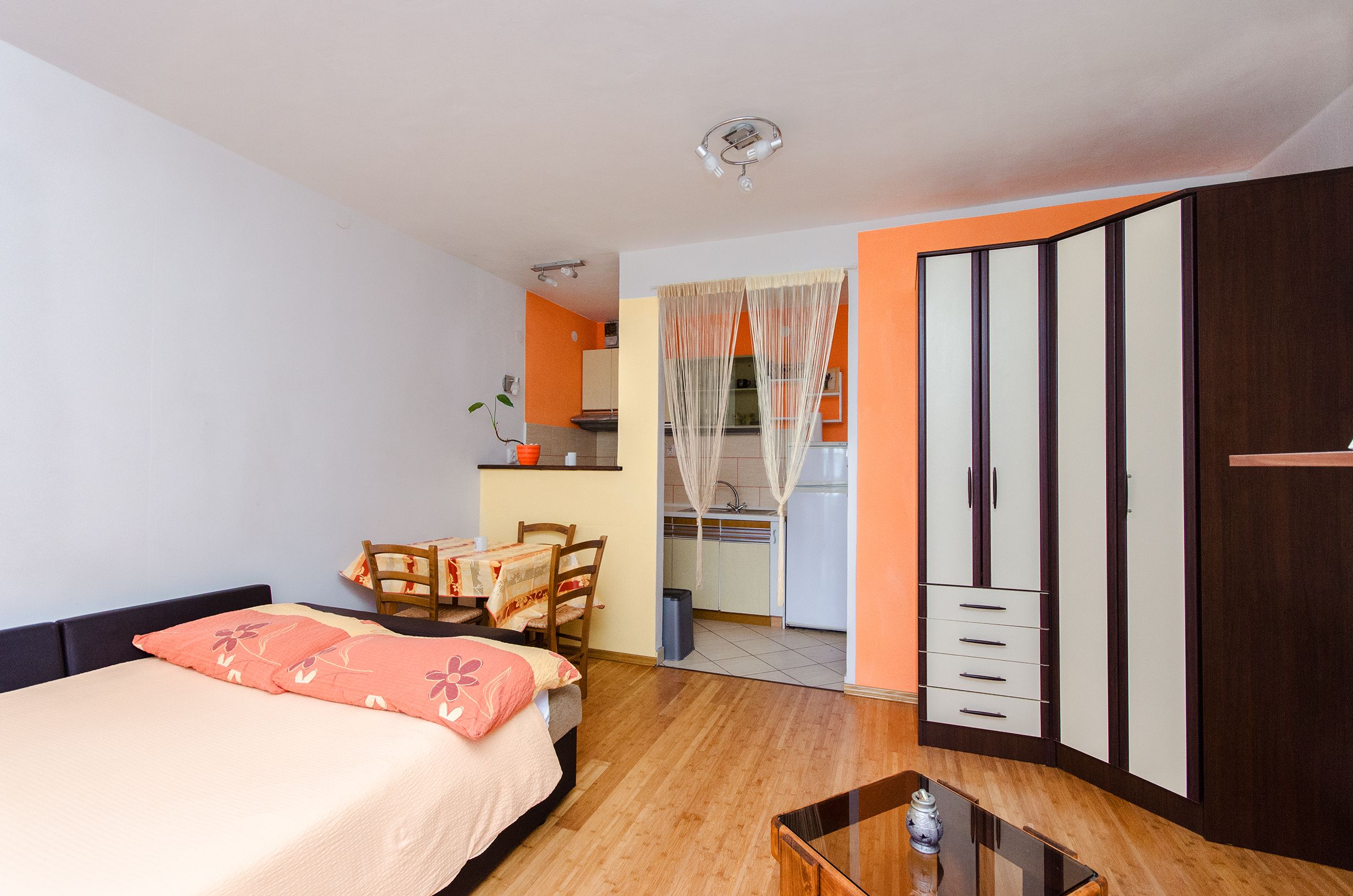 Apartments Jadrana 61711-A3