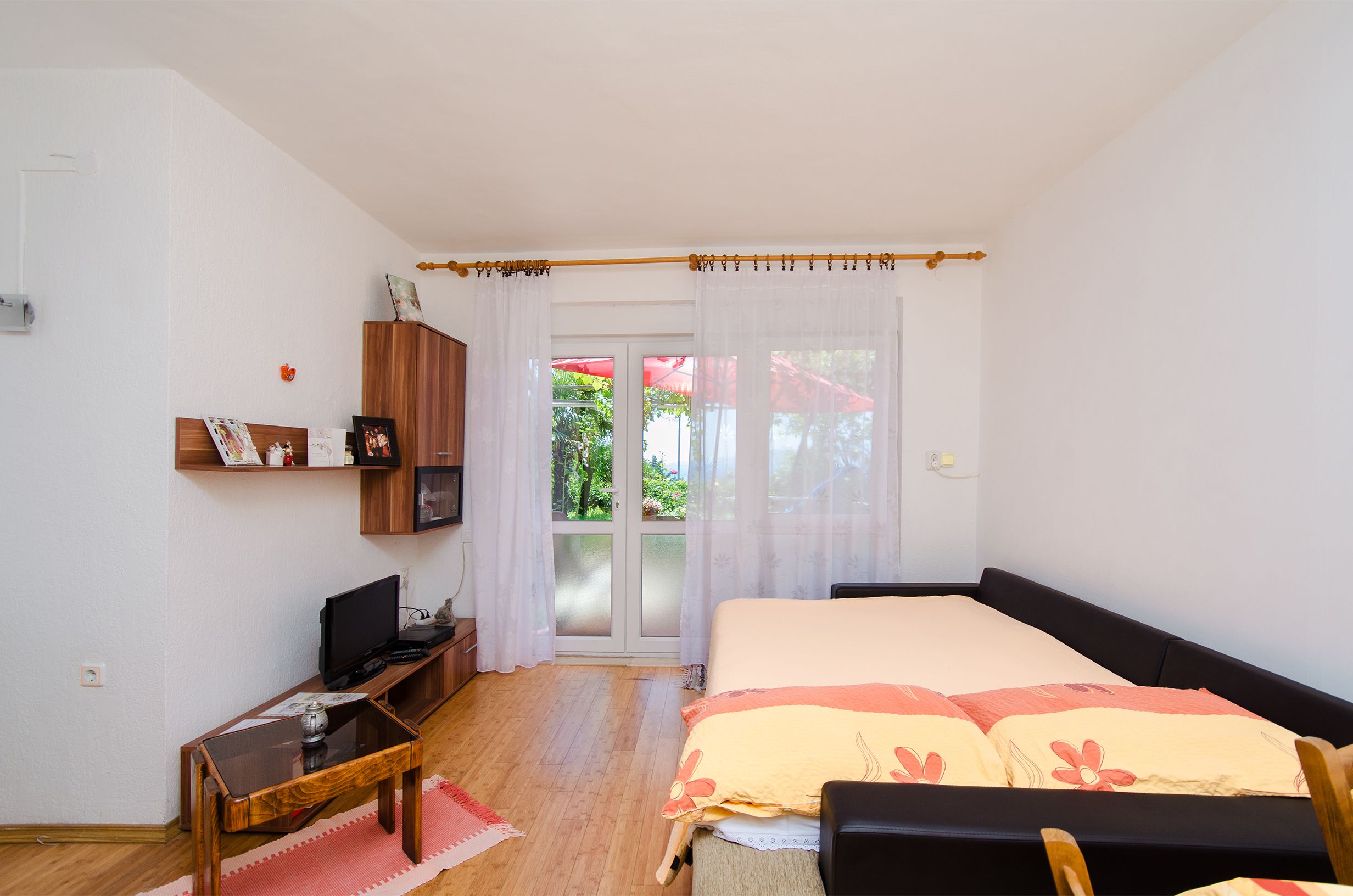 Apartments Jadrana 61711-A3