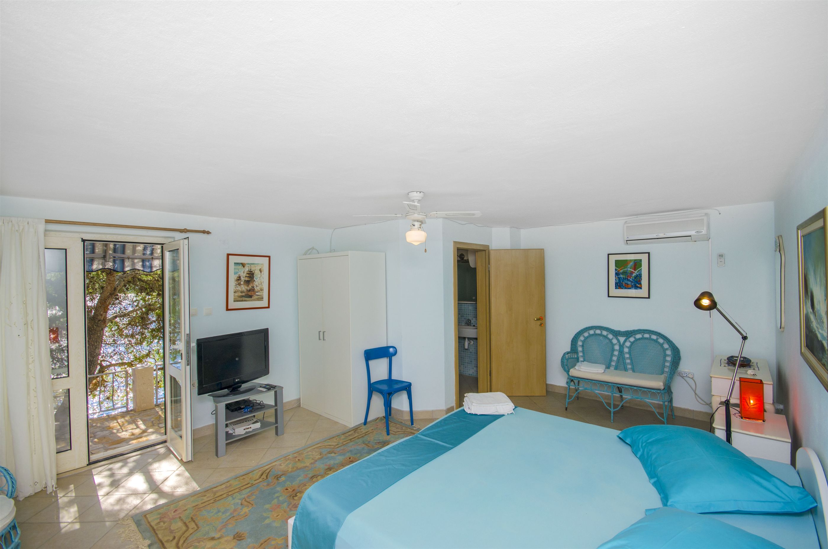 Apartment Blue 54221-A1
