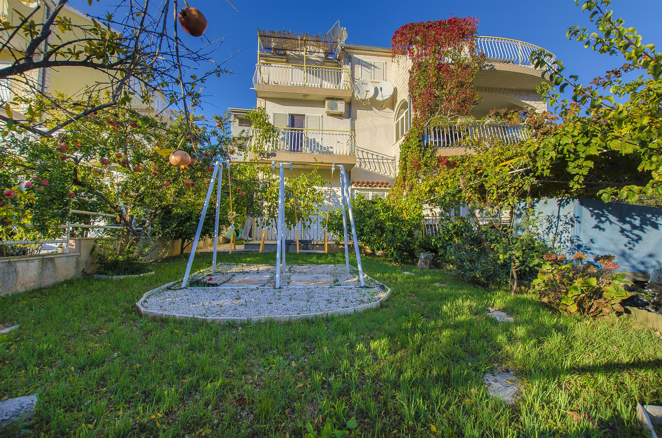 Apartments Nada 57041-A3