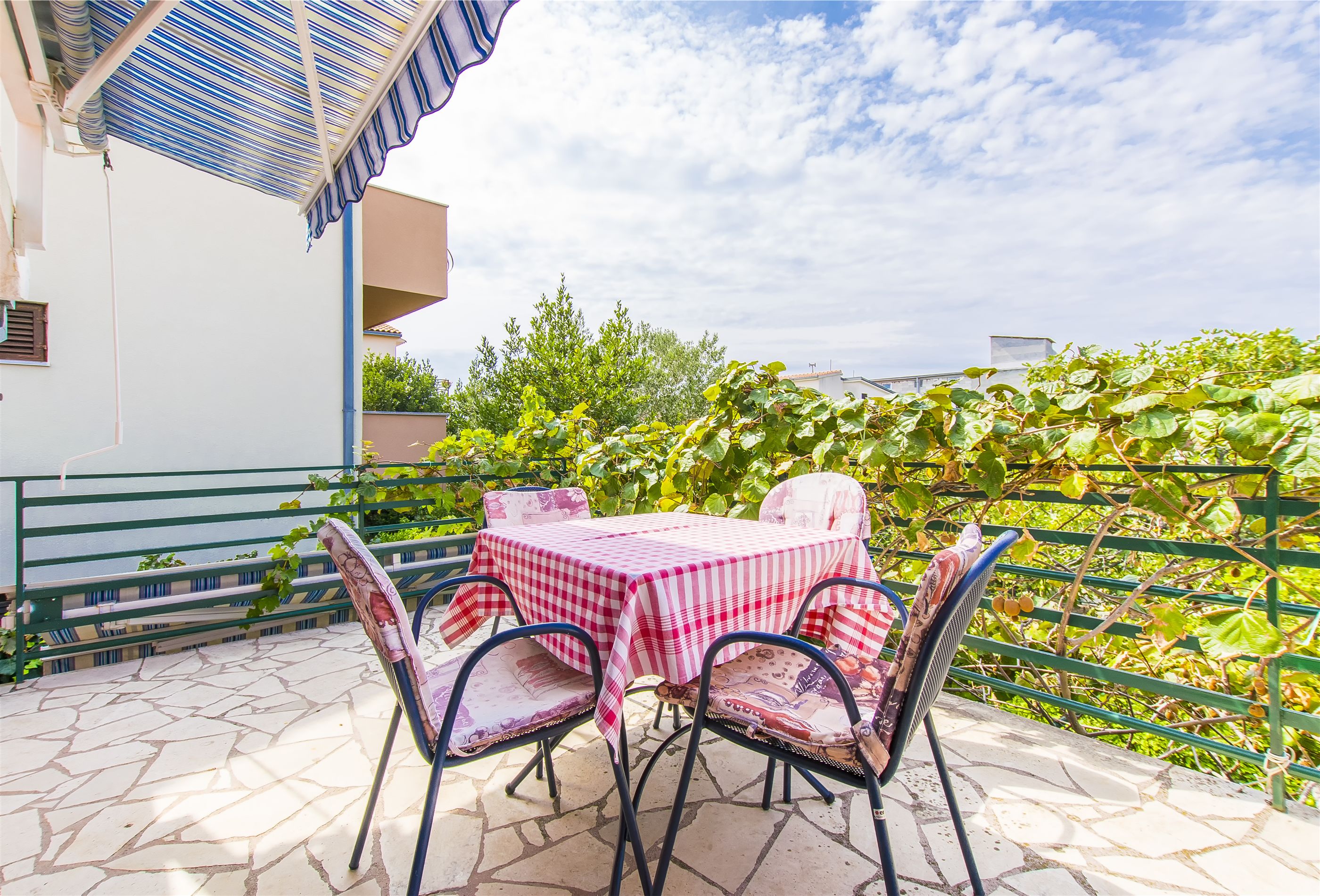 Apartments Nives 24421-A2
